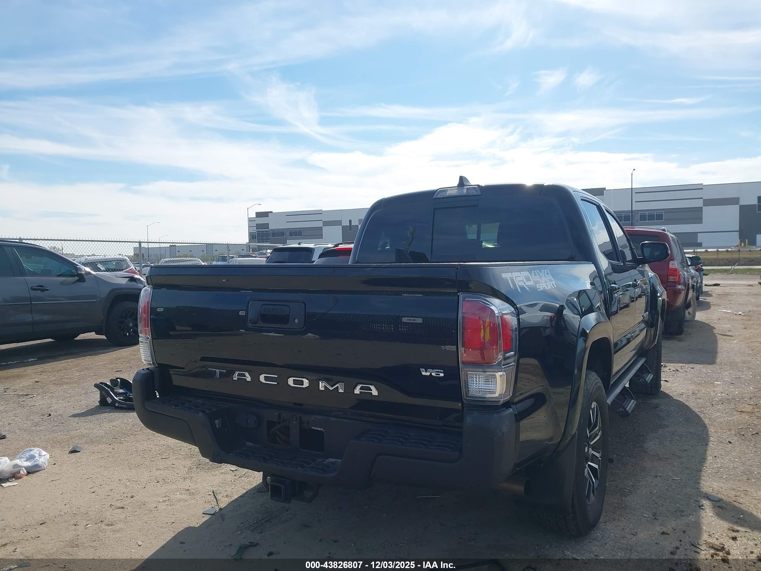 TOYOTA TACOMA image 4