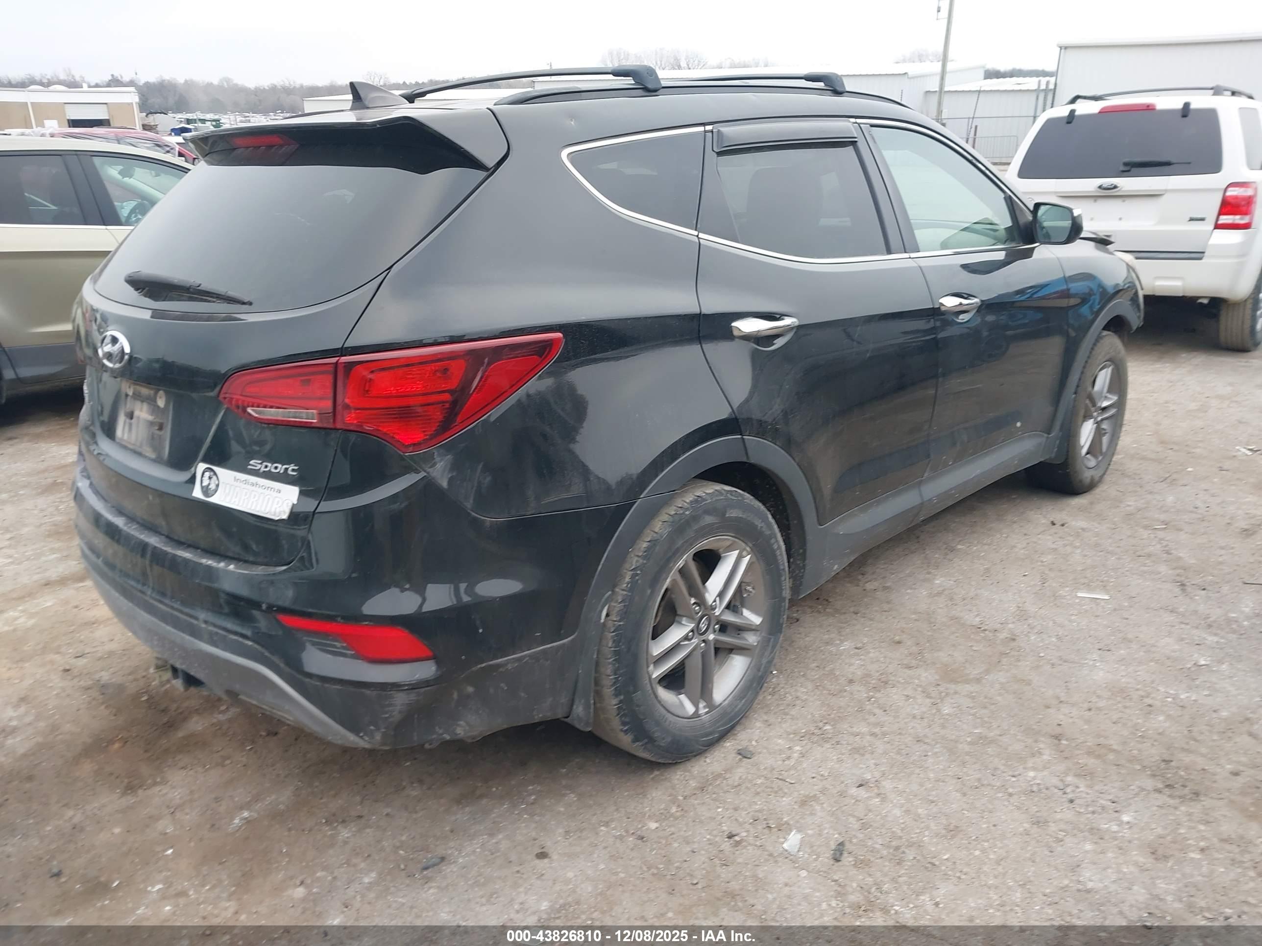HYUNDAI SANTA image 4
