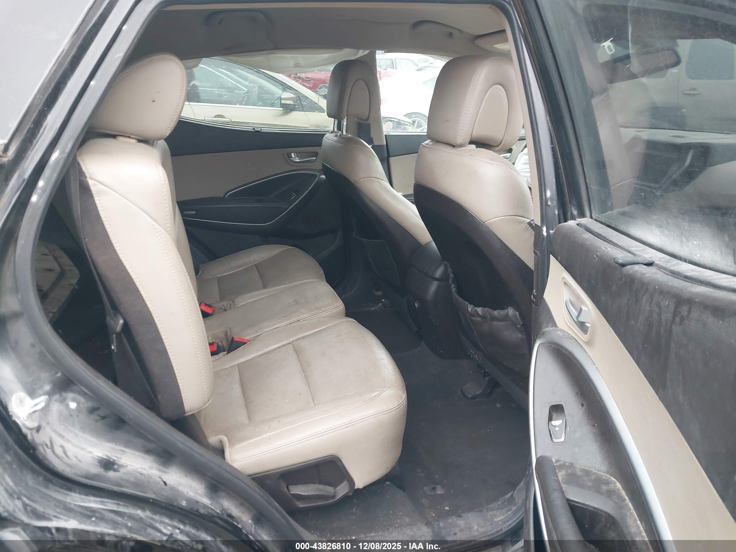 HYUNDAI SANTA image 8