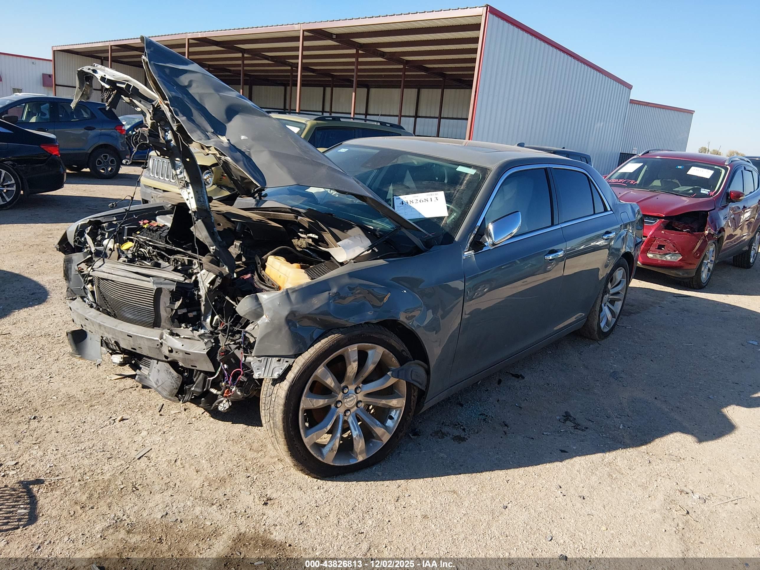 CHRYSLER 300 image 2