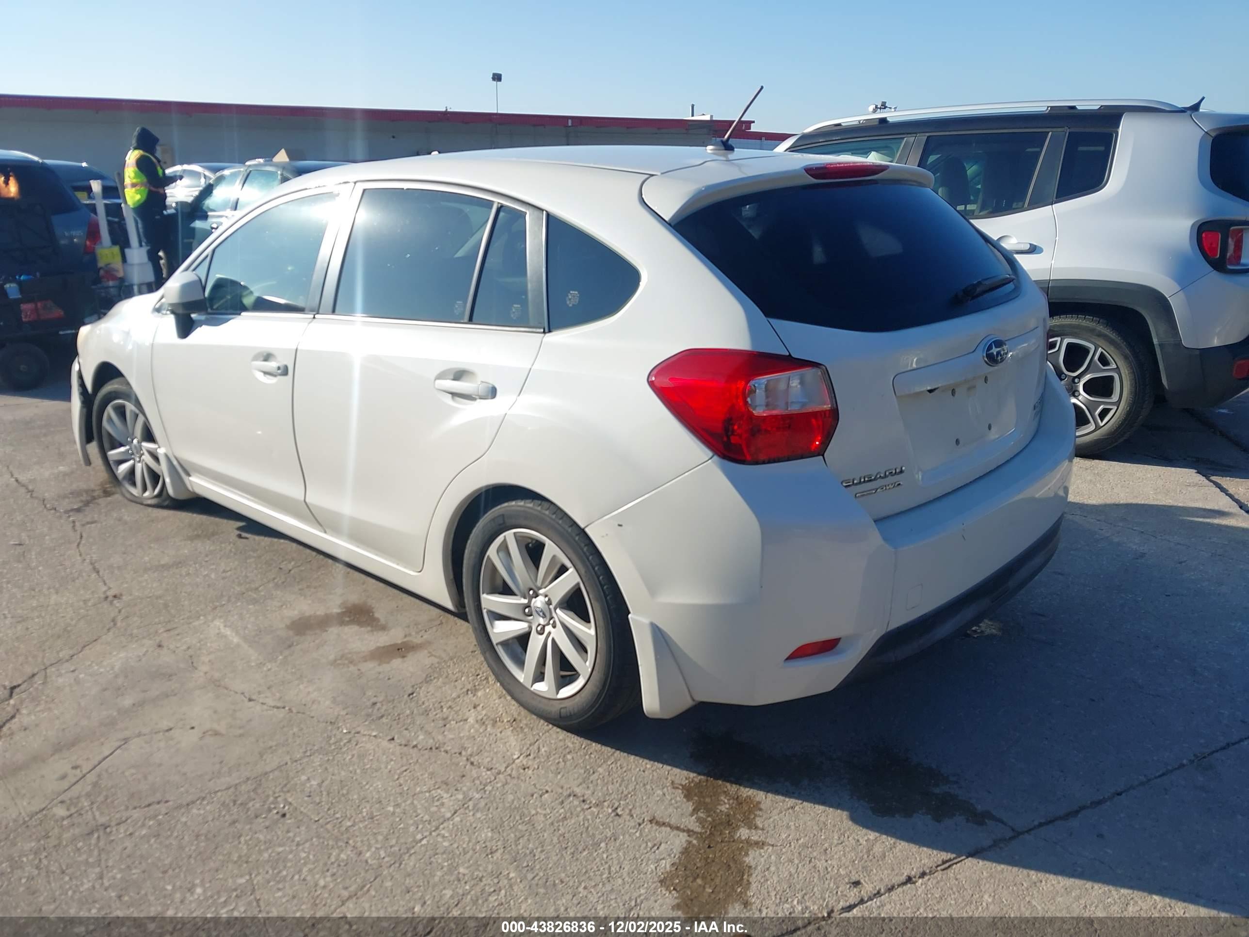 SUBARU IMPREZA image 3