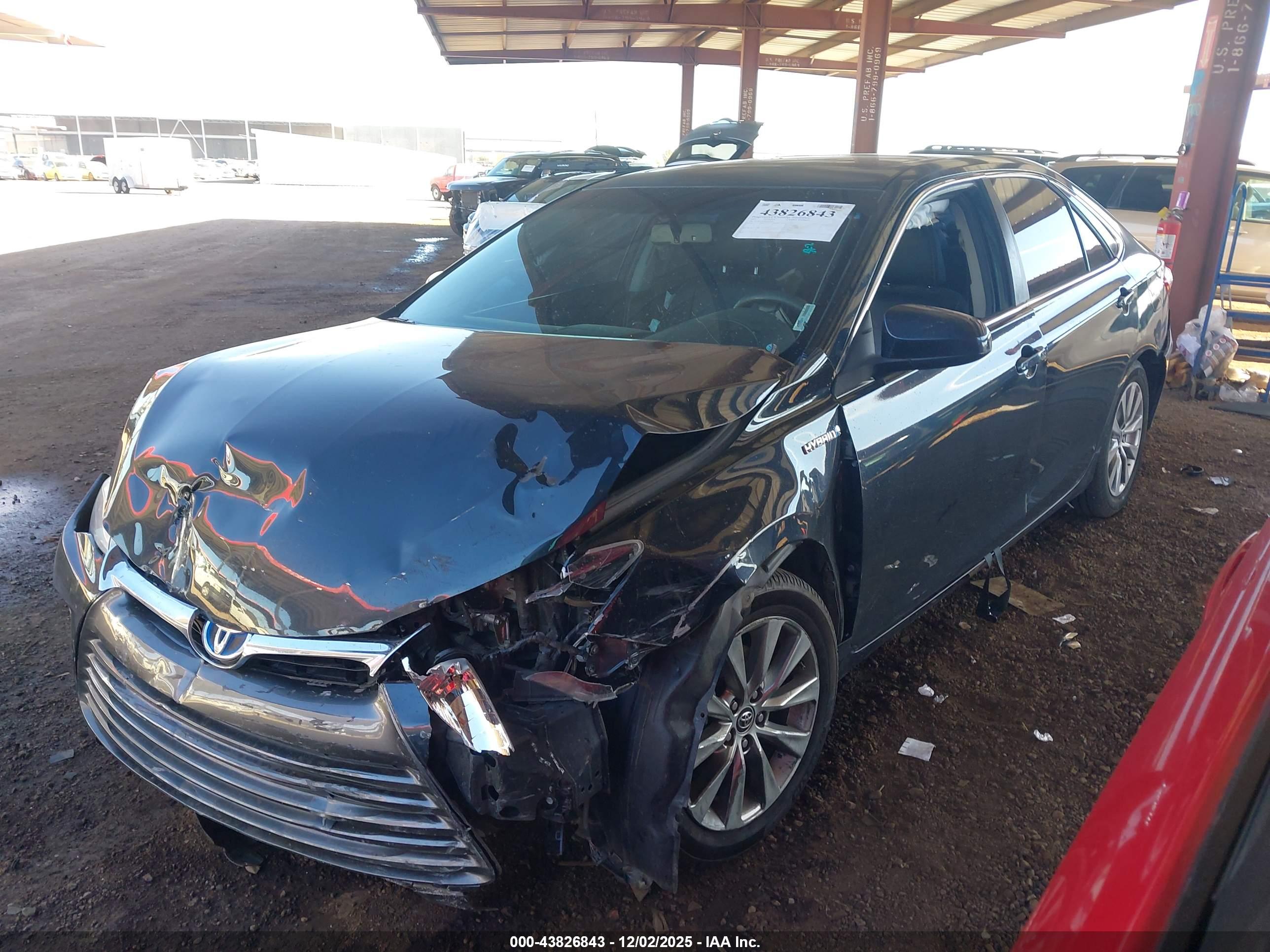 TOYOTA CAMRY image 2