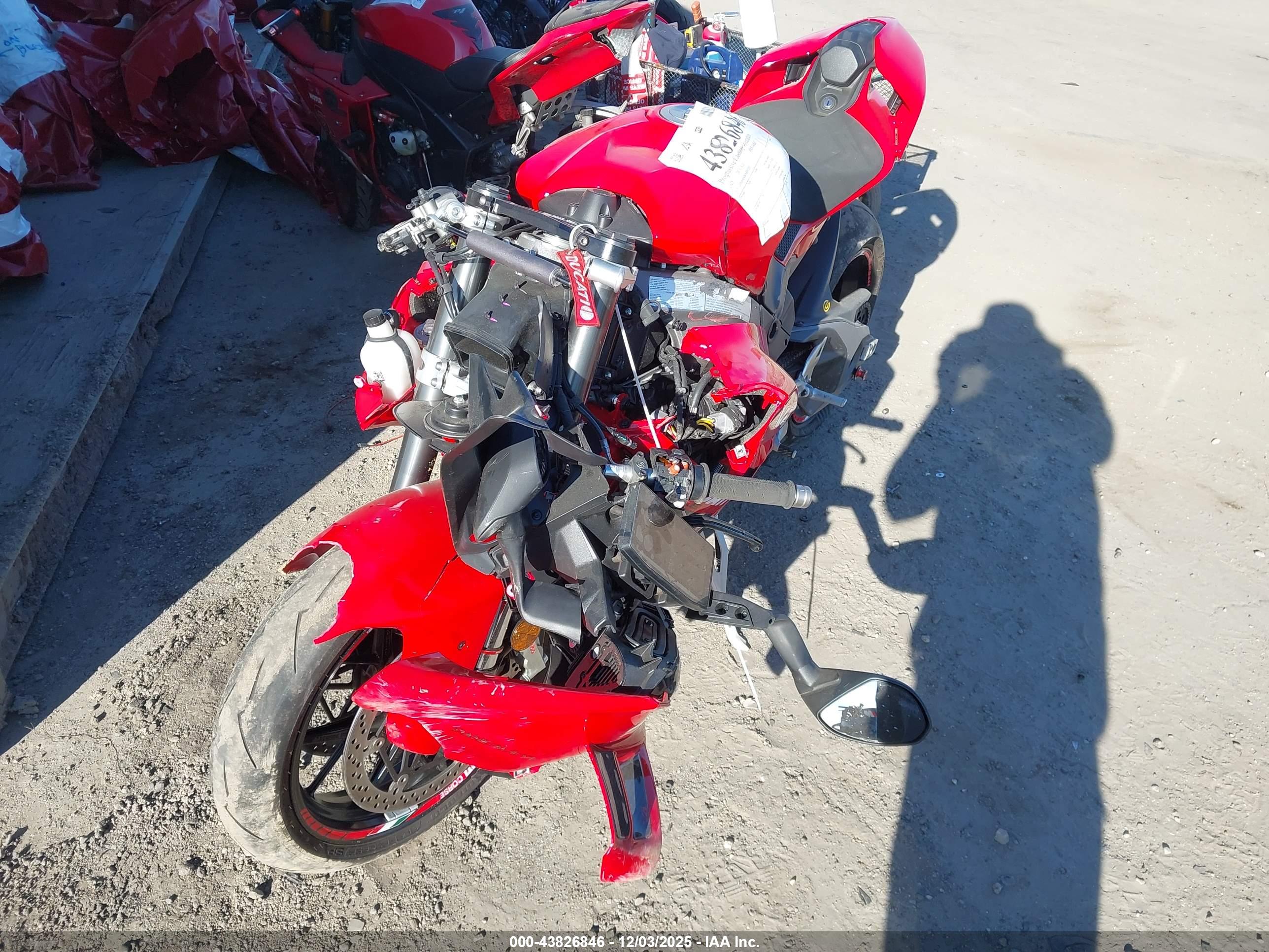 DUCATI PANIGALE image 2