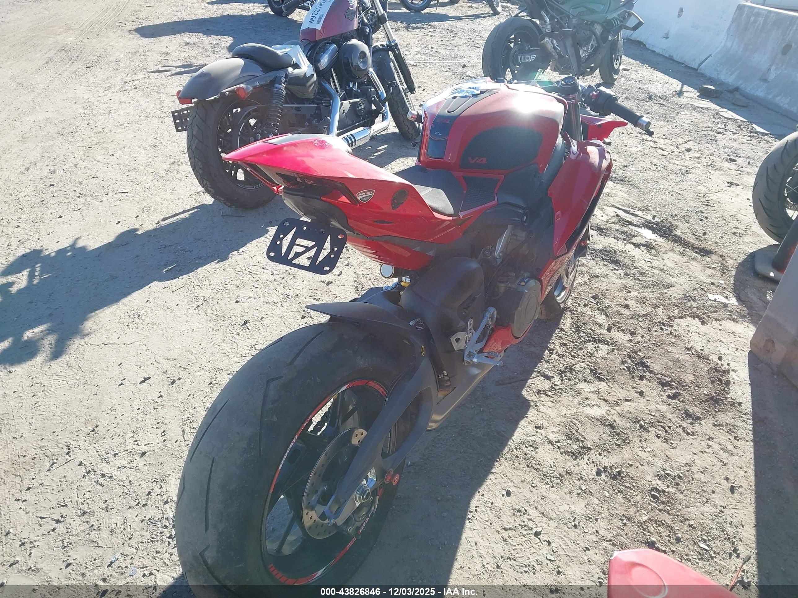 DUCATI PANIGALE image 4