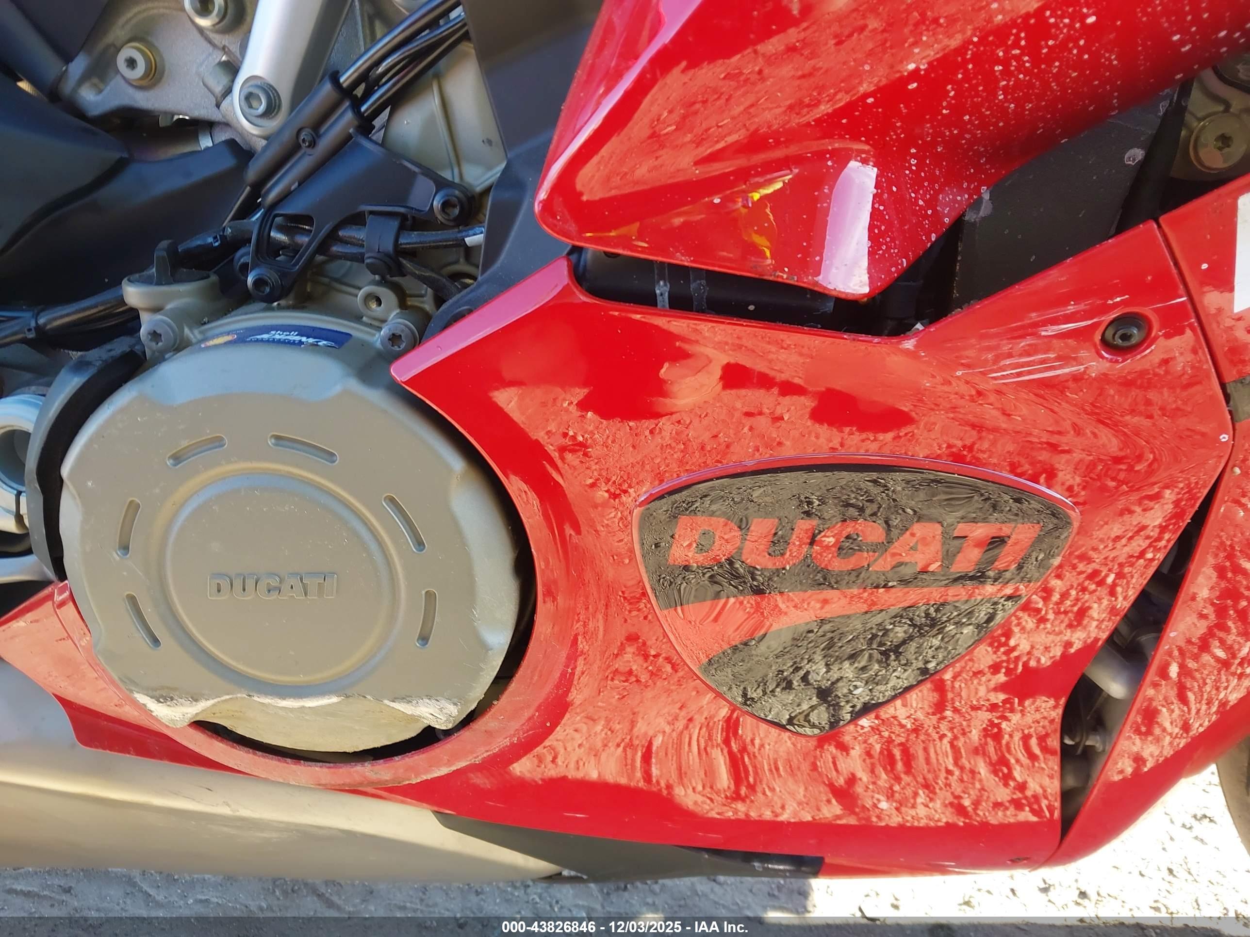 DUCATI PANIGALE image 8