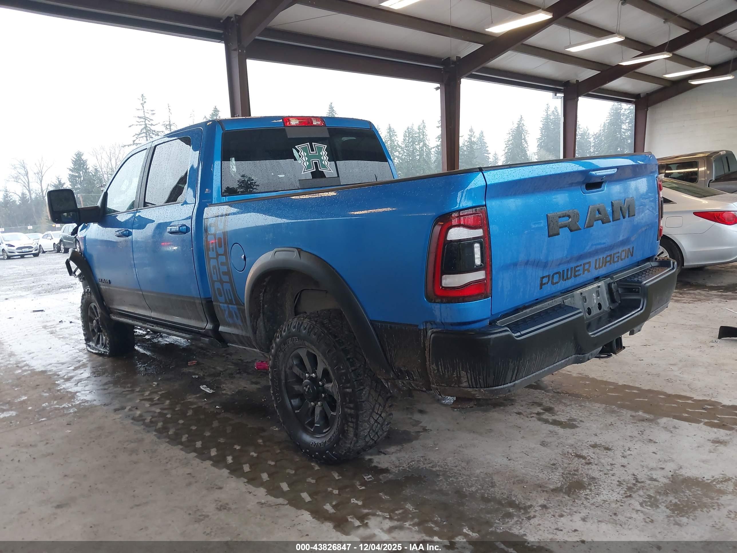 RAM 2500 image 3