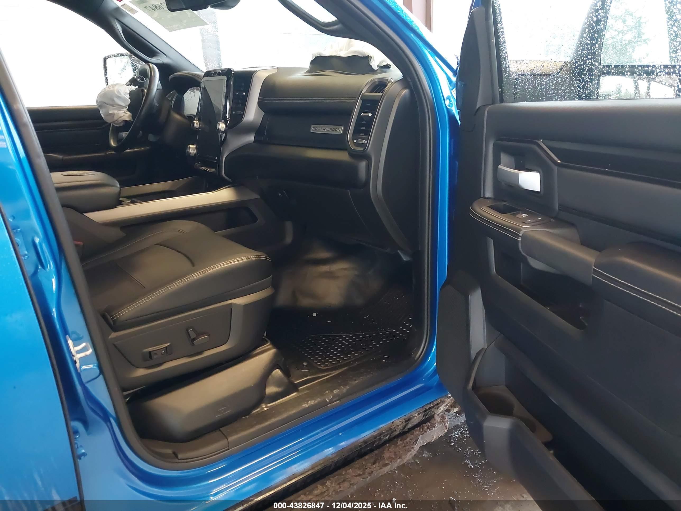 RAM 2500 image 5