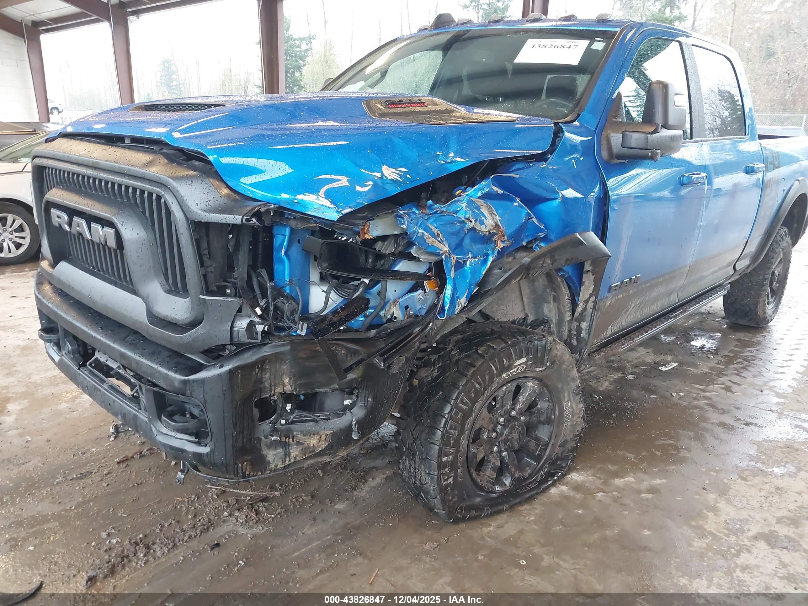 RAM 2500 image 6