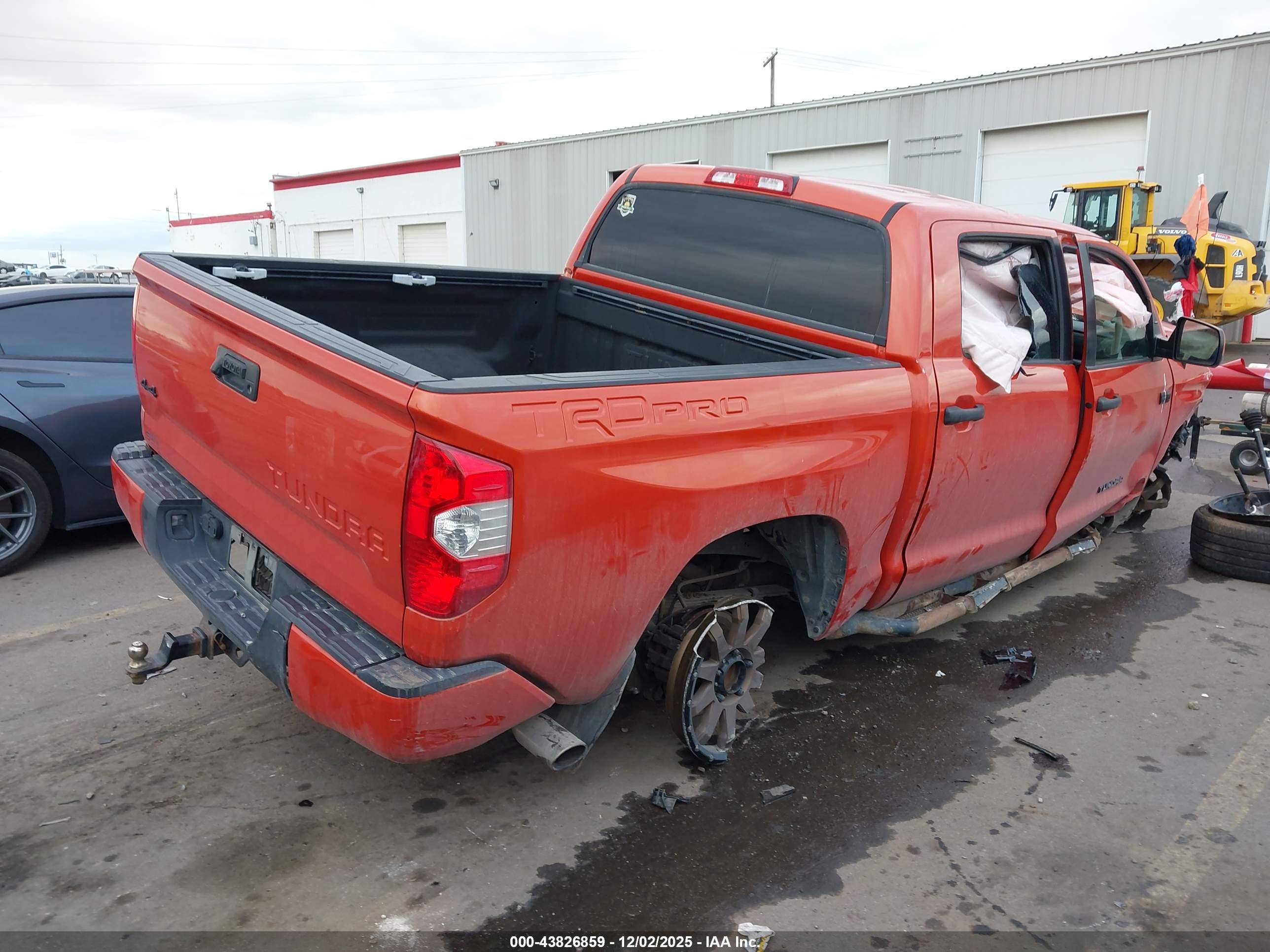 TOYOTA TUNDRA image 4