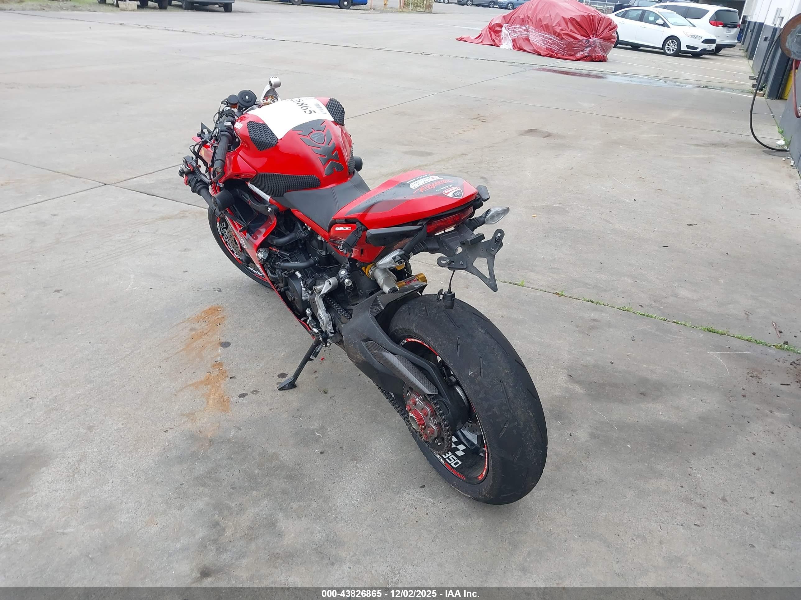 DUCATI SUPERSPORT image 3