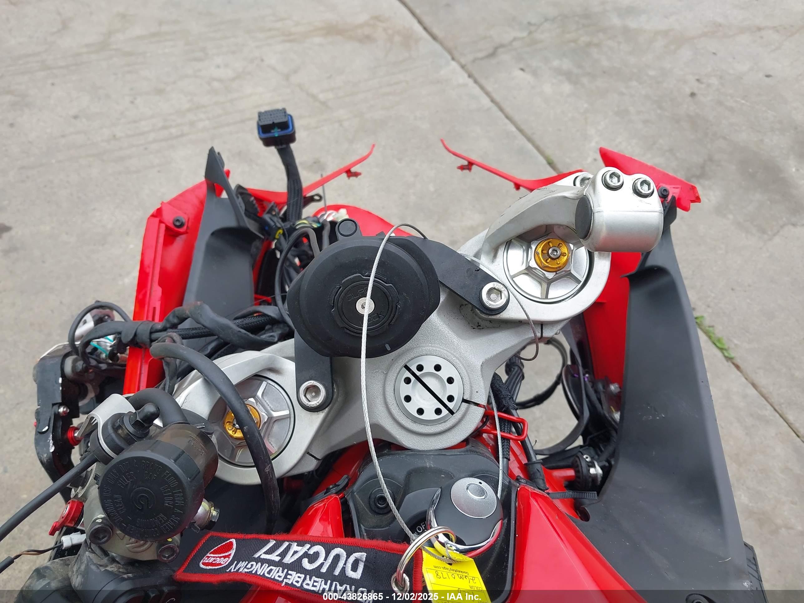 DUCATI SUPERSPORT image 7