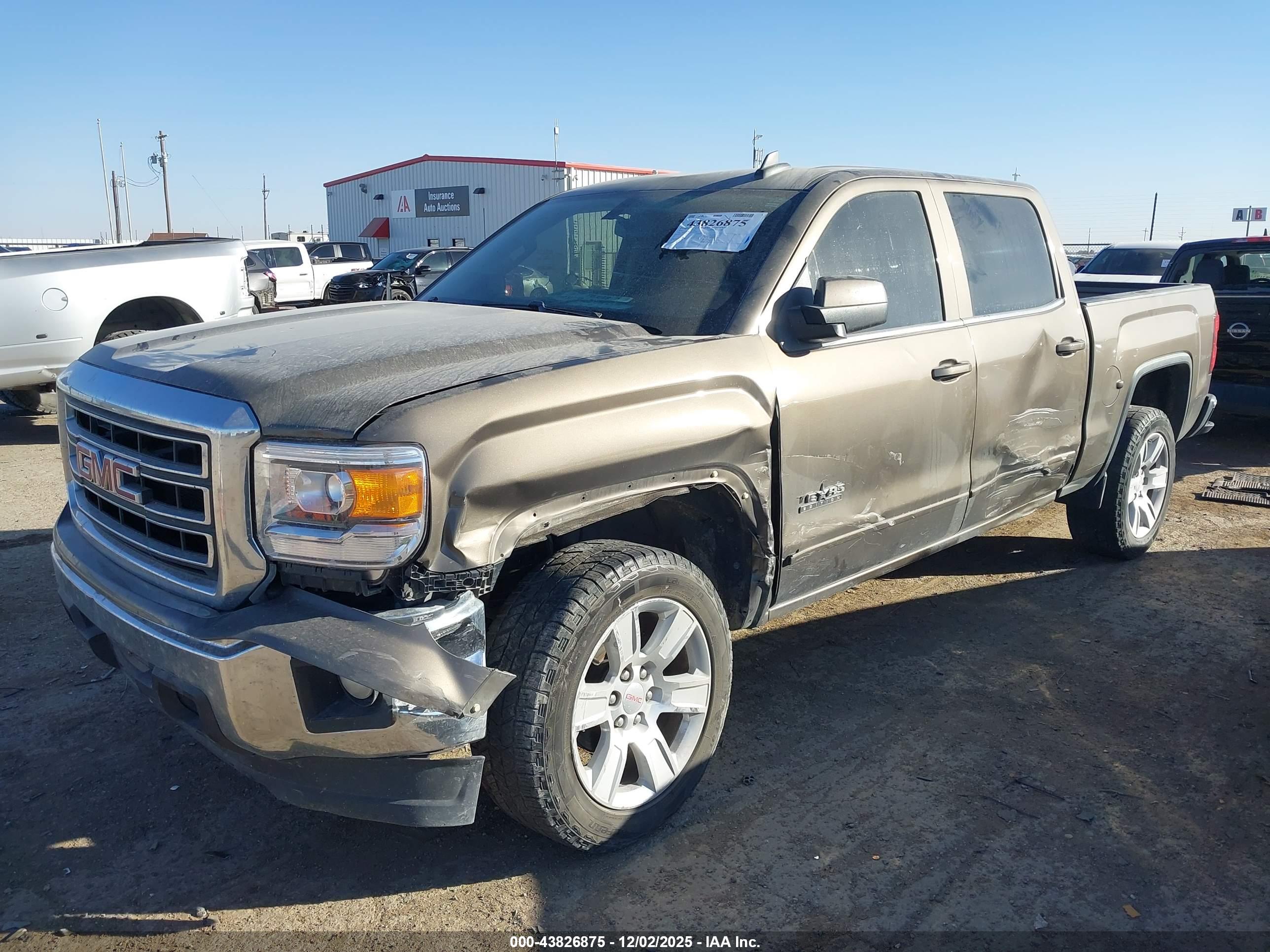GMC SIERRA image 2