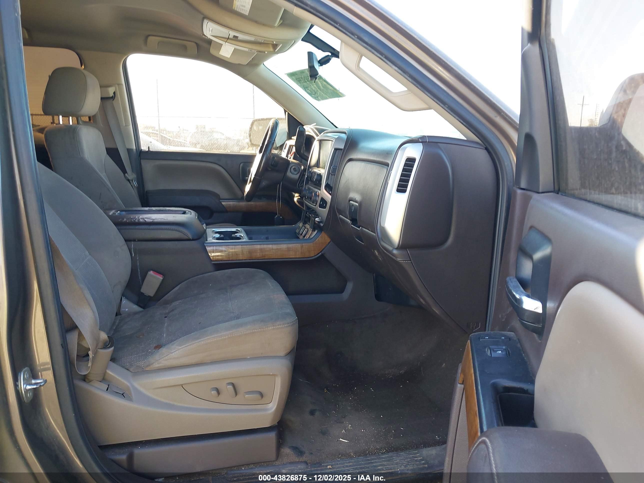 GMC SIERRA image 5