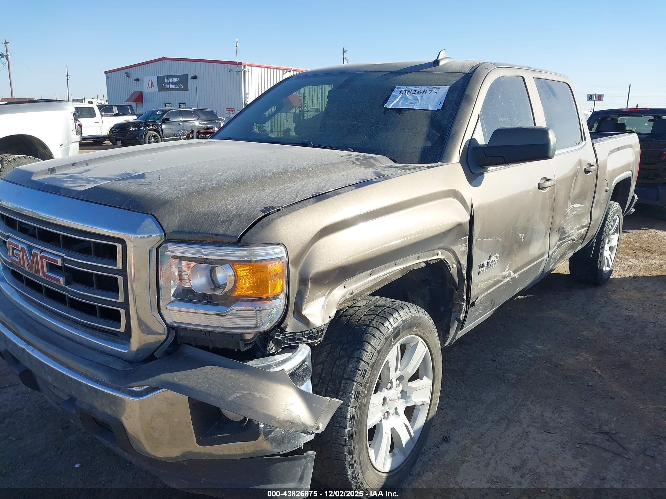 GMC SIERRA image 6