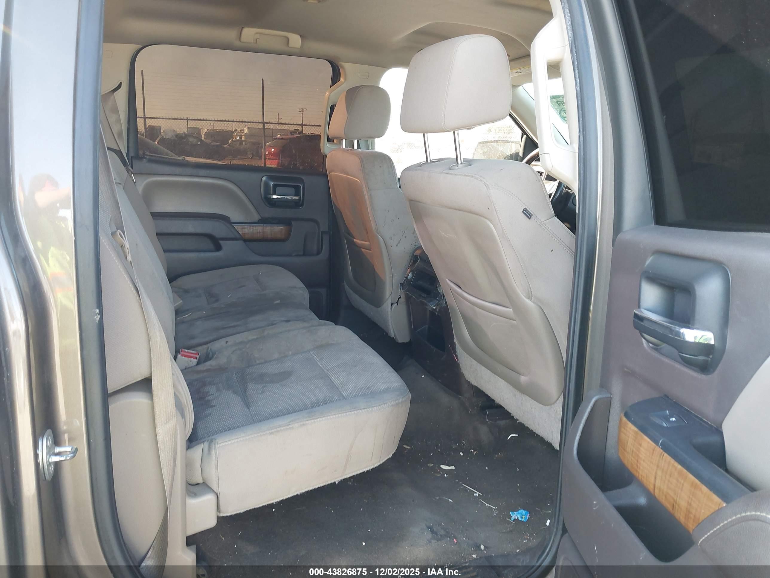 GMC SIERRA image 8