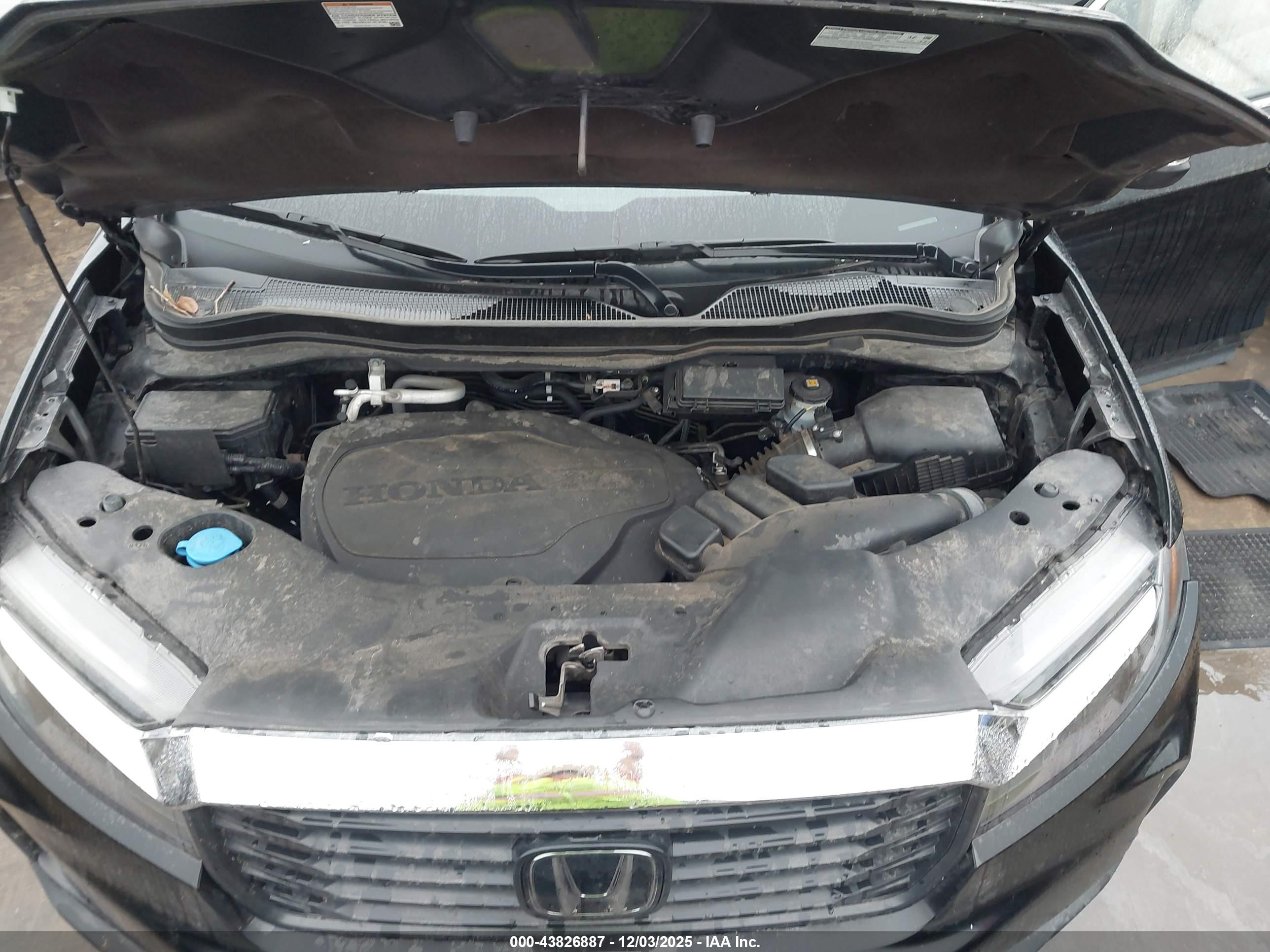 HONDA RIDGELINE image 10