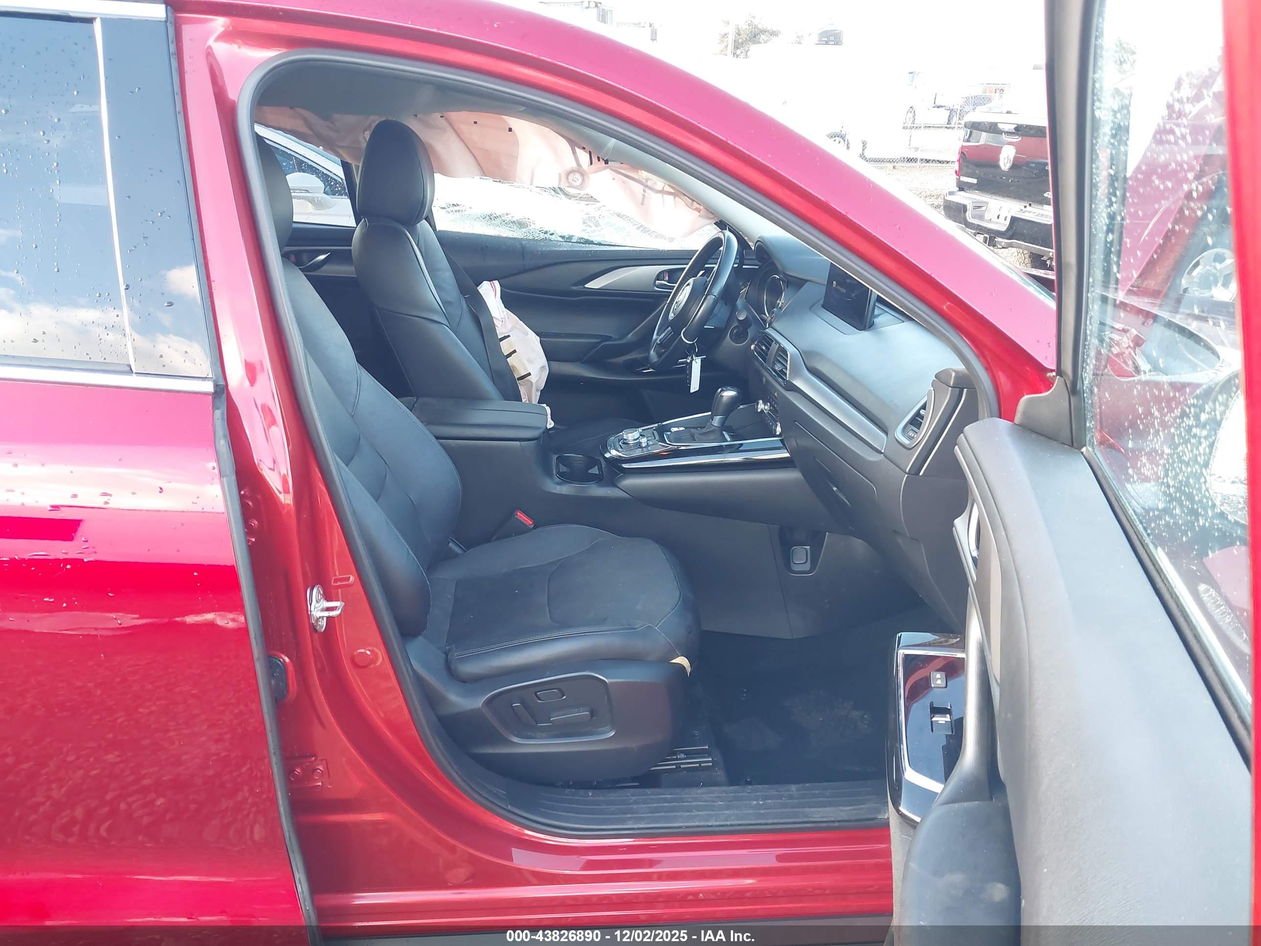 MAZDA CX-9 image 5