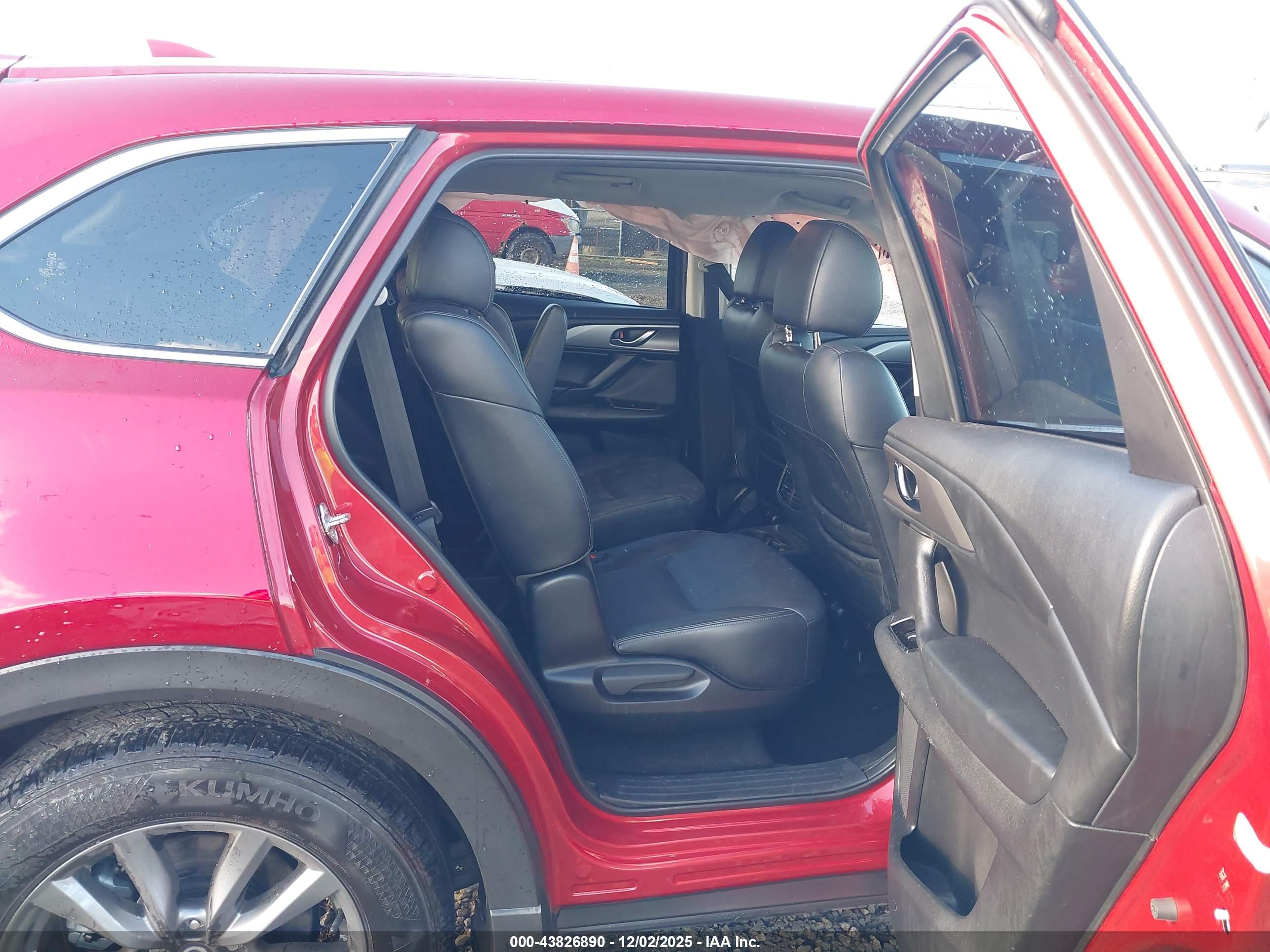 MAZDA CX-9 image 8