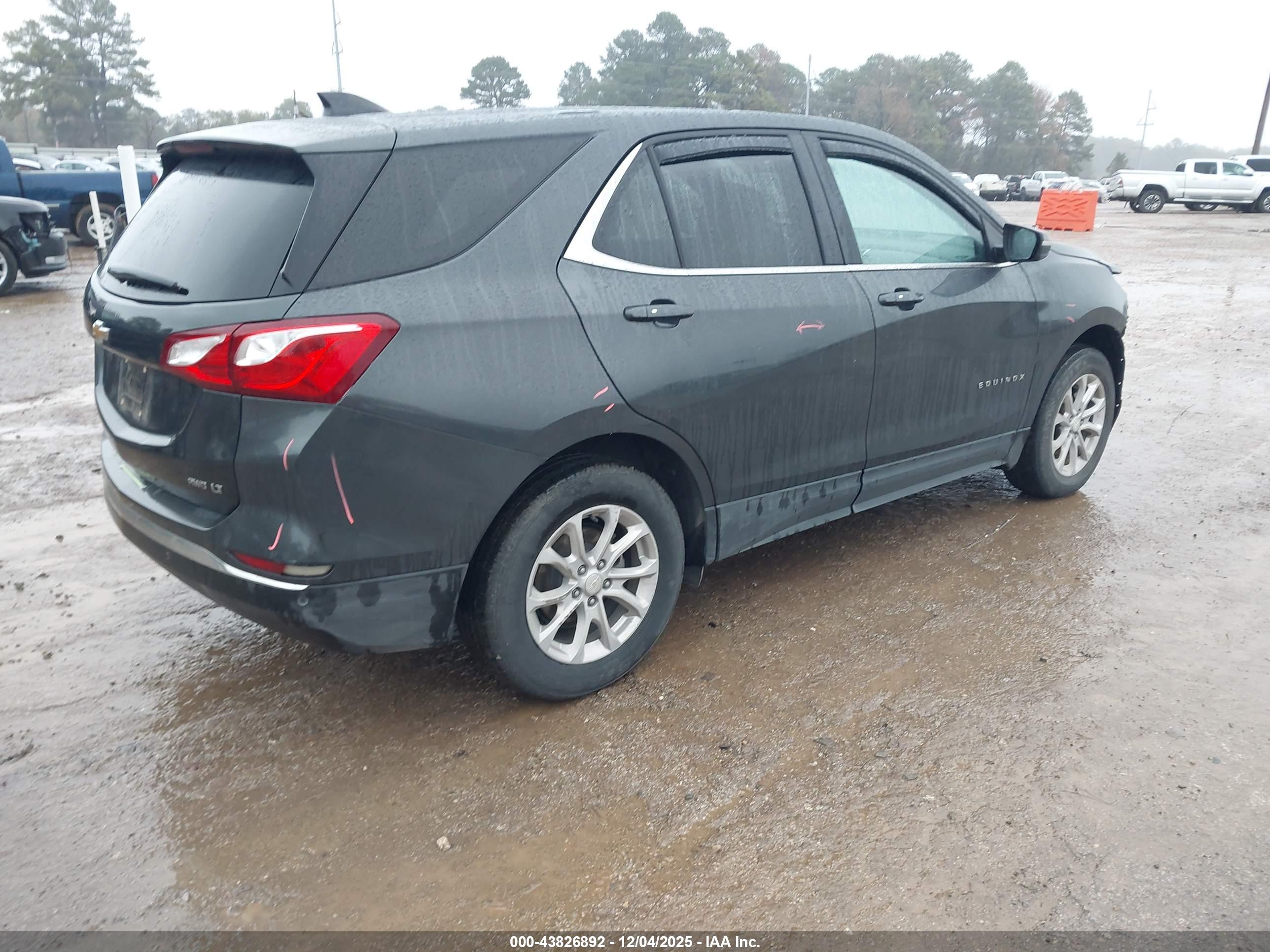 CHEVROLET EQUINOX image 4