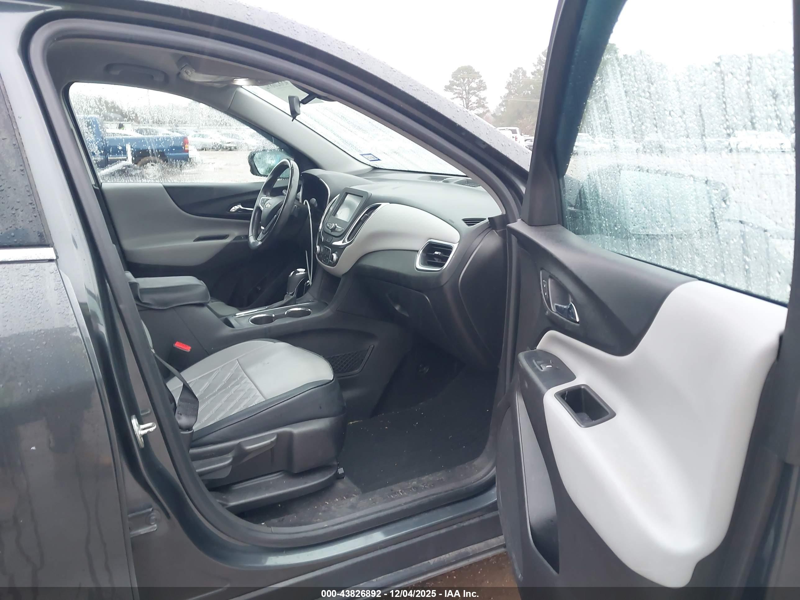 CHEVROLET EQUINOX image 5