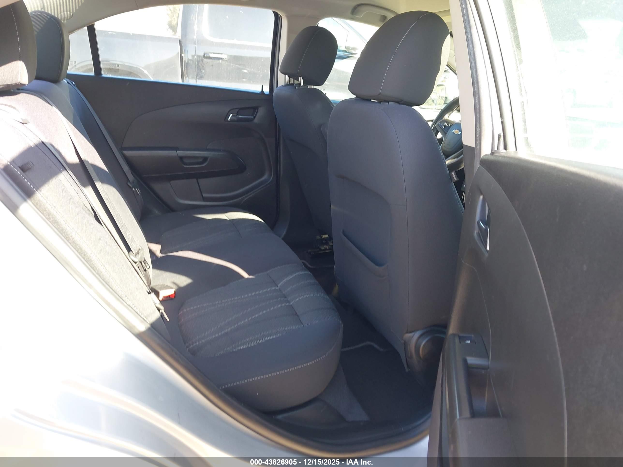 CHEVROLET SONIC image 8