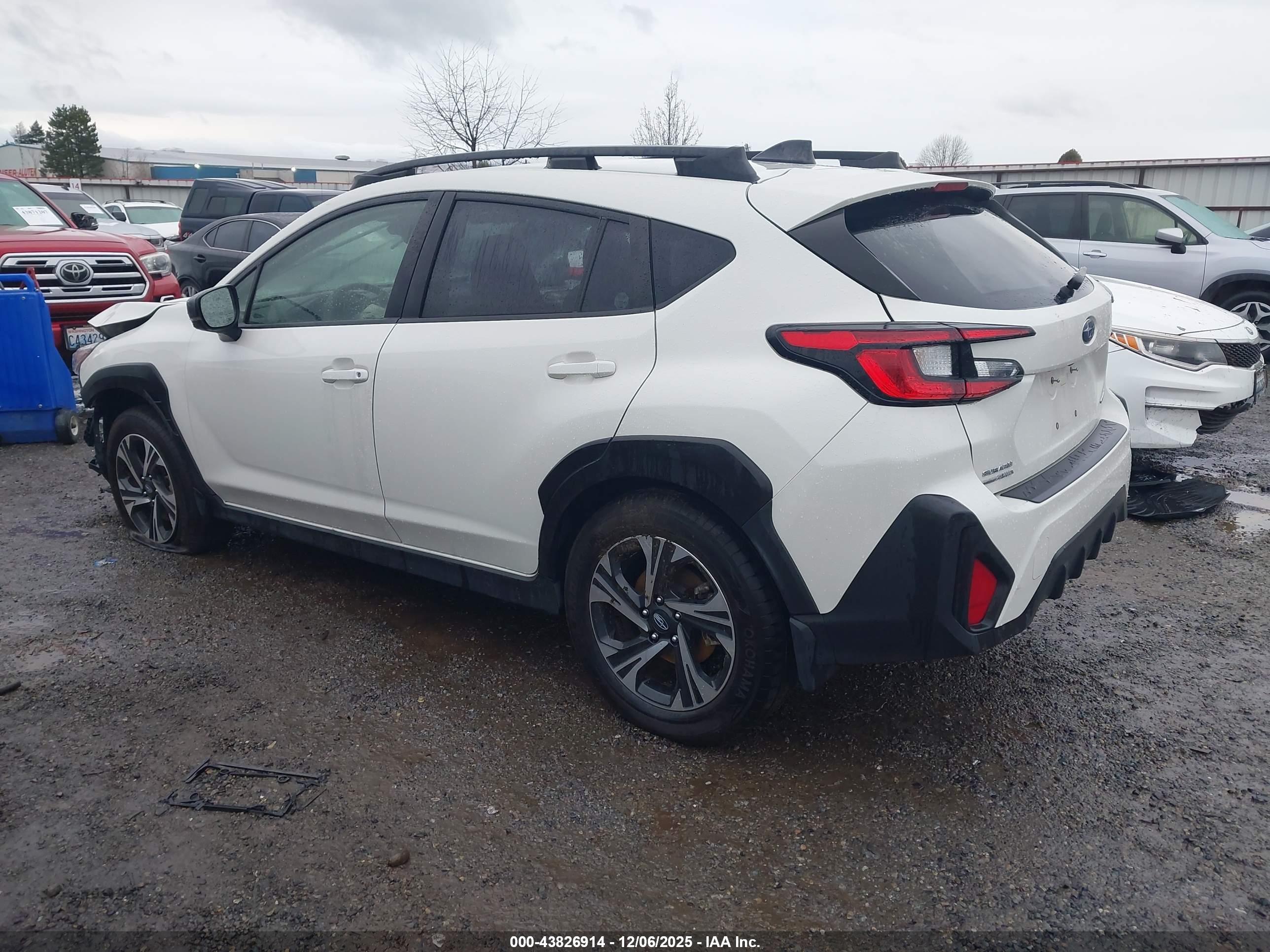 SUBARU CROSSTREK image 3