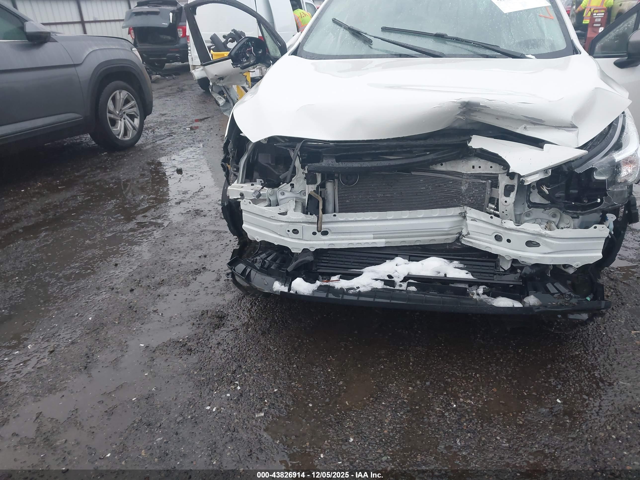 SUBARU CROSSTREK image 6