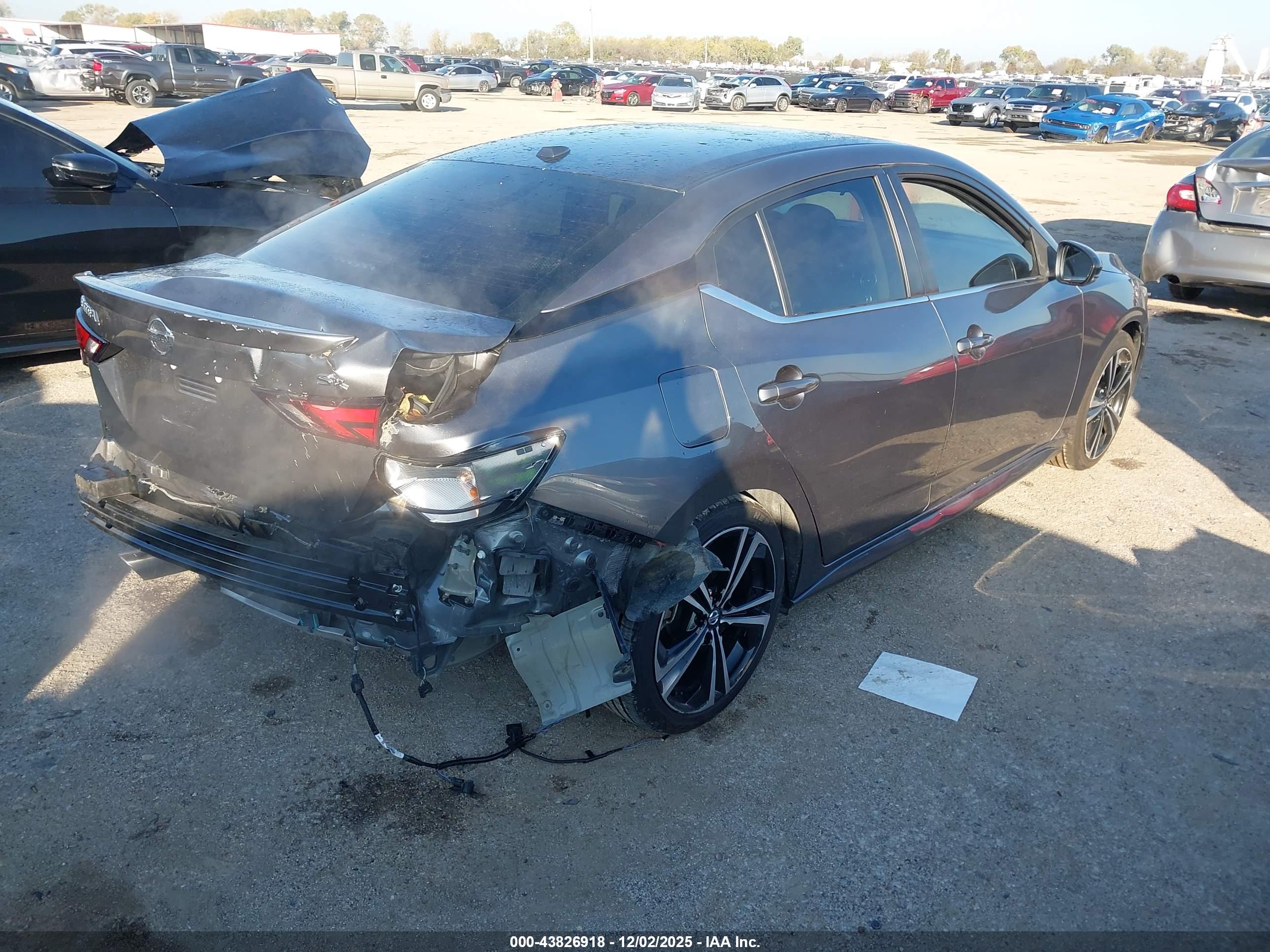 NISSAN SENTRA image 4