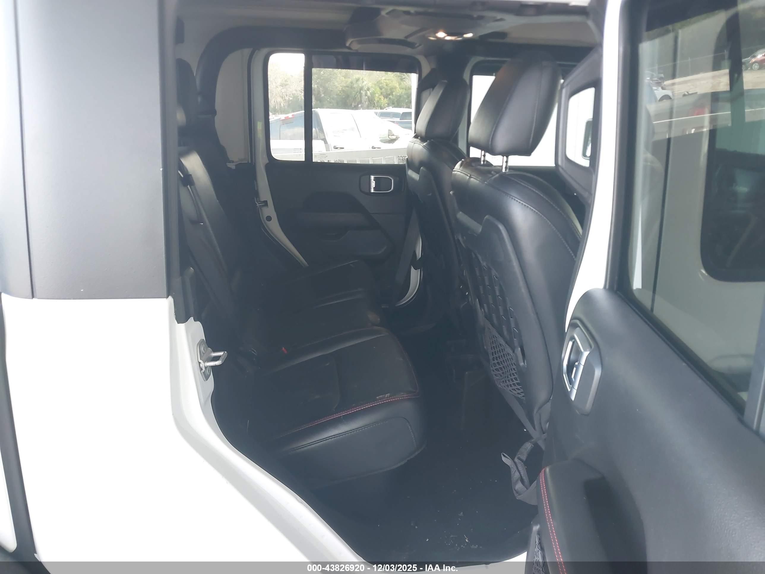 JEEP GLADIATOR image 8