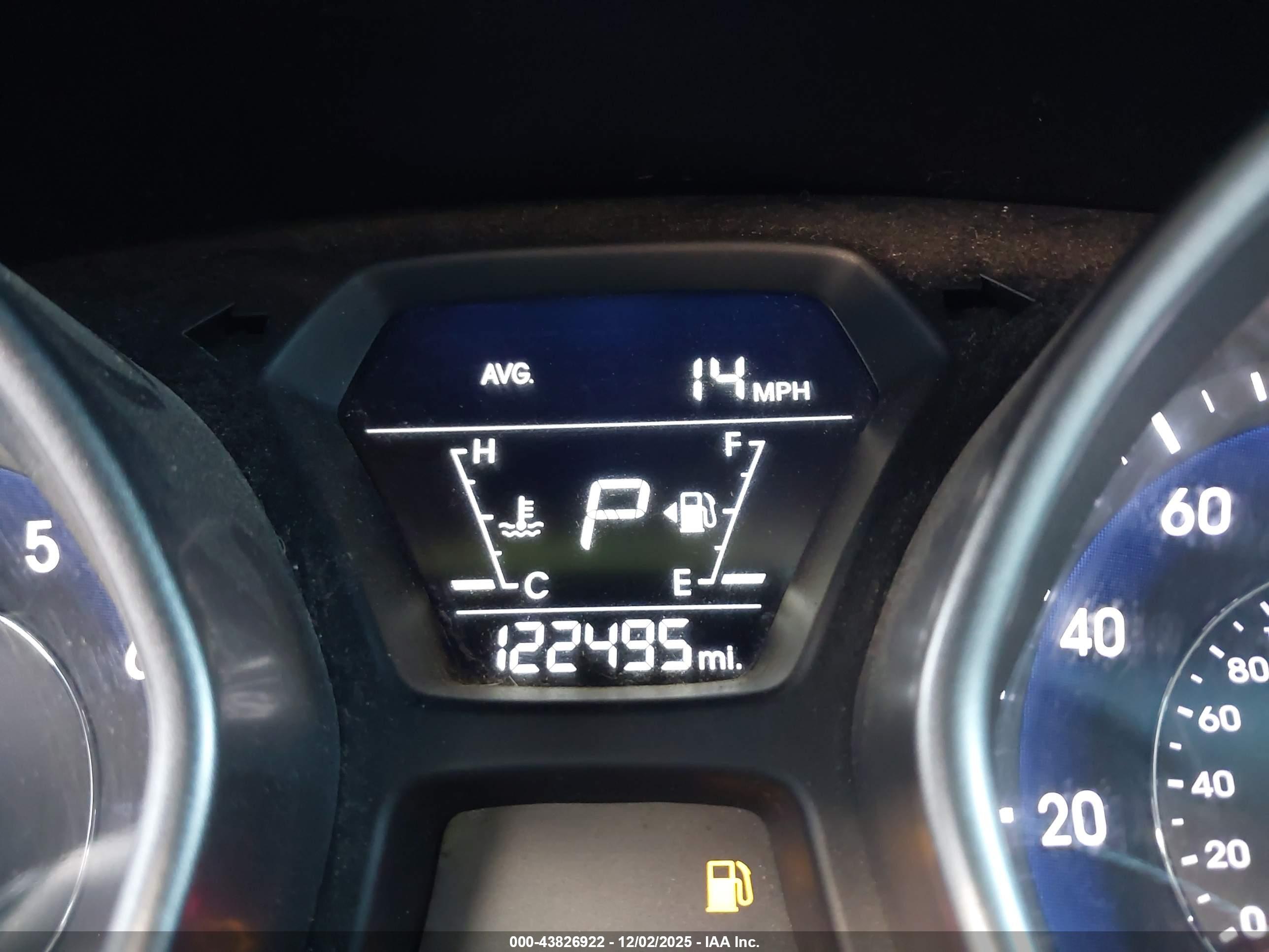 HYUNDAI ELANTRA image 7