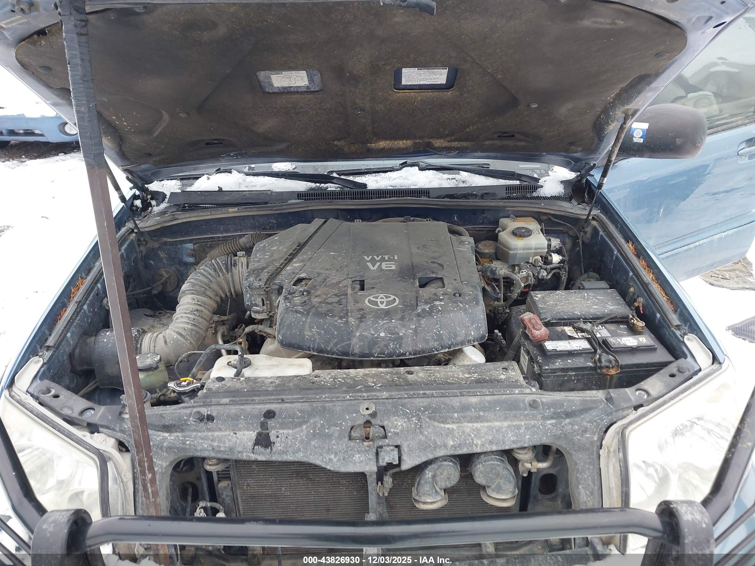 TOYOTA 4RUNNER image 10