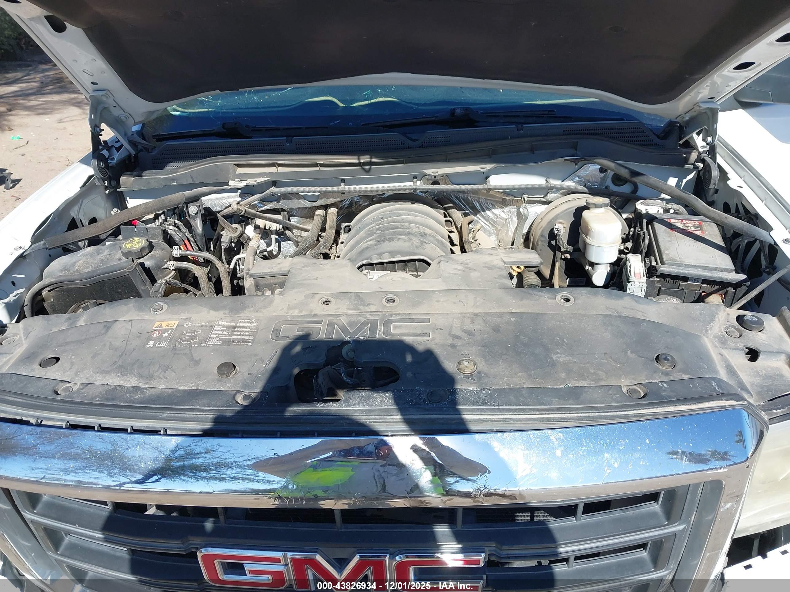GMC SIERRA image 10