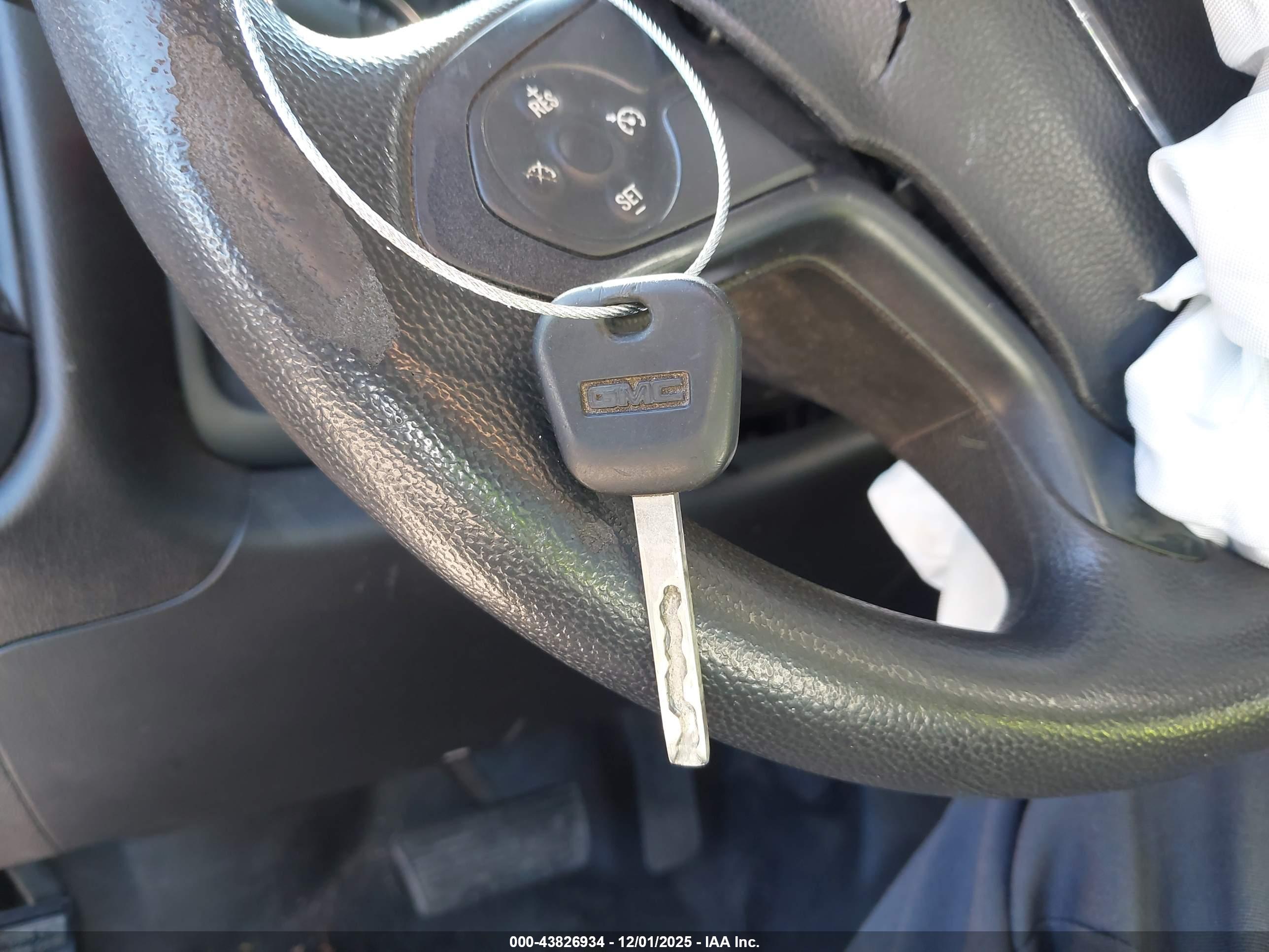 GMC SIERRA image 11