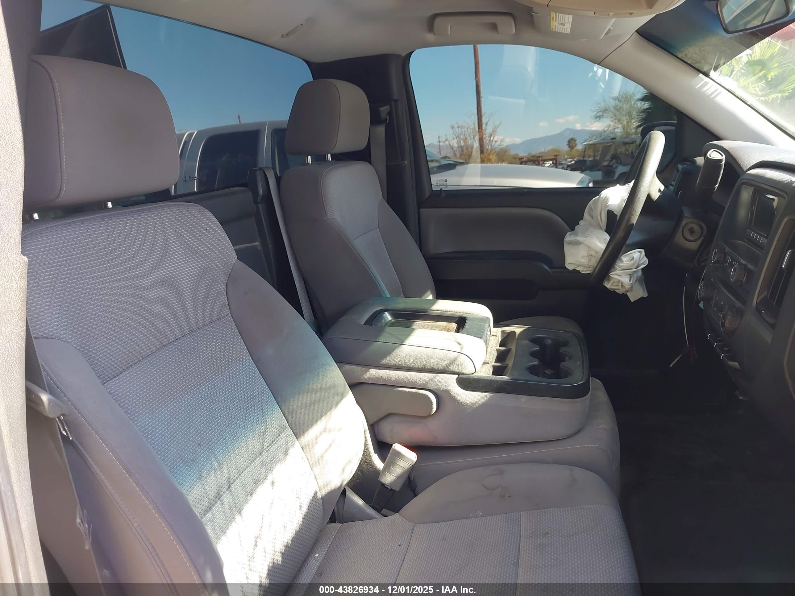 GMC SIERRA image 8