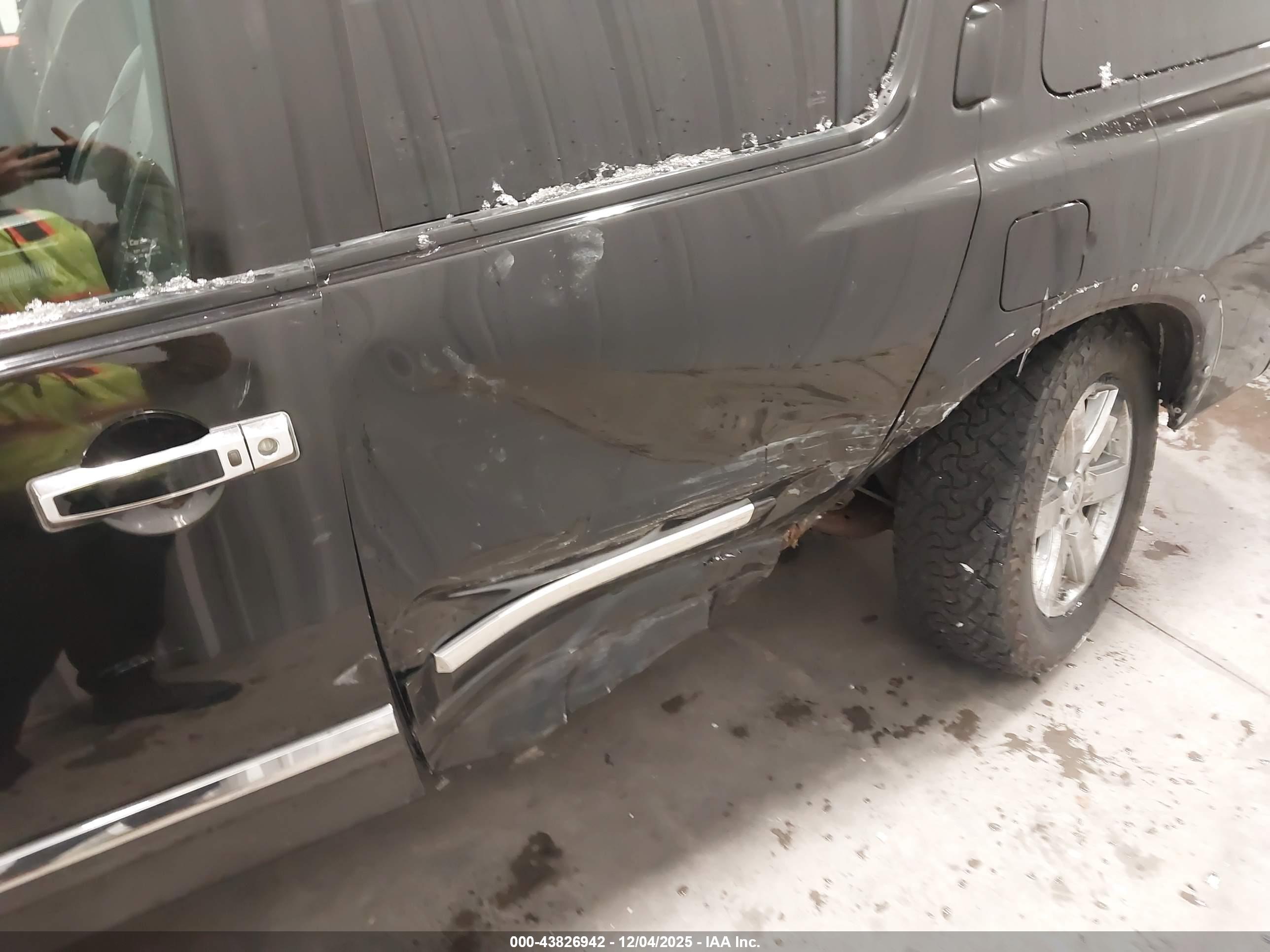 NISSAN ARMADA image 6