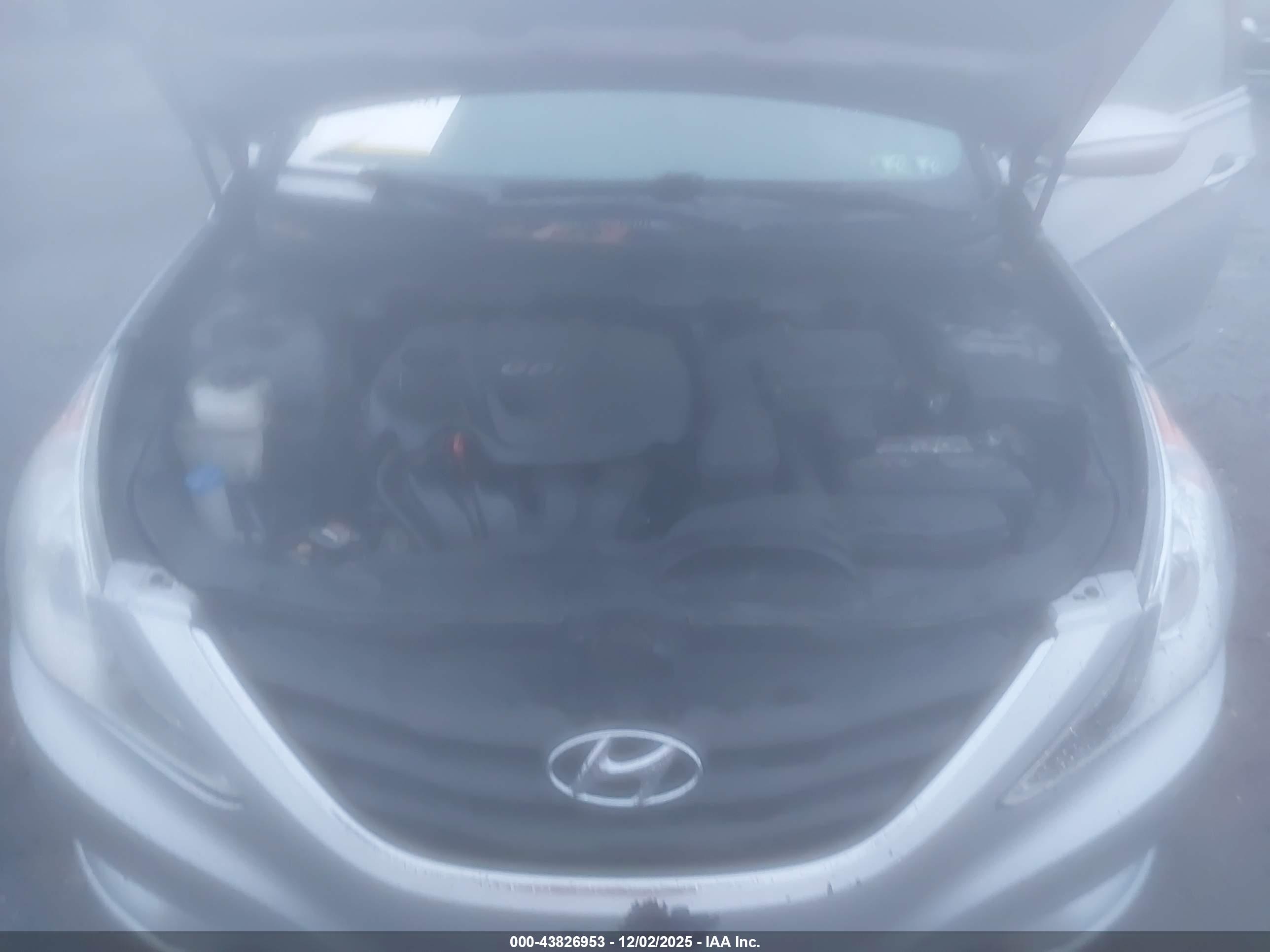 HYUNDAI SONATA image 10