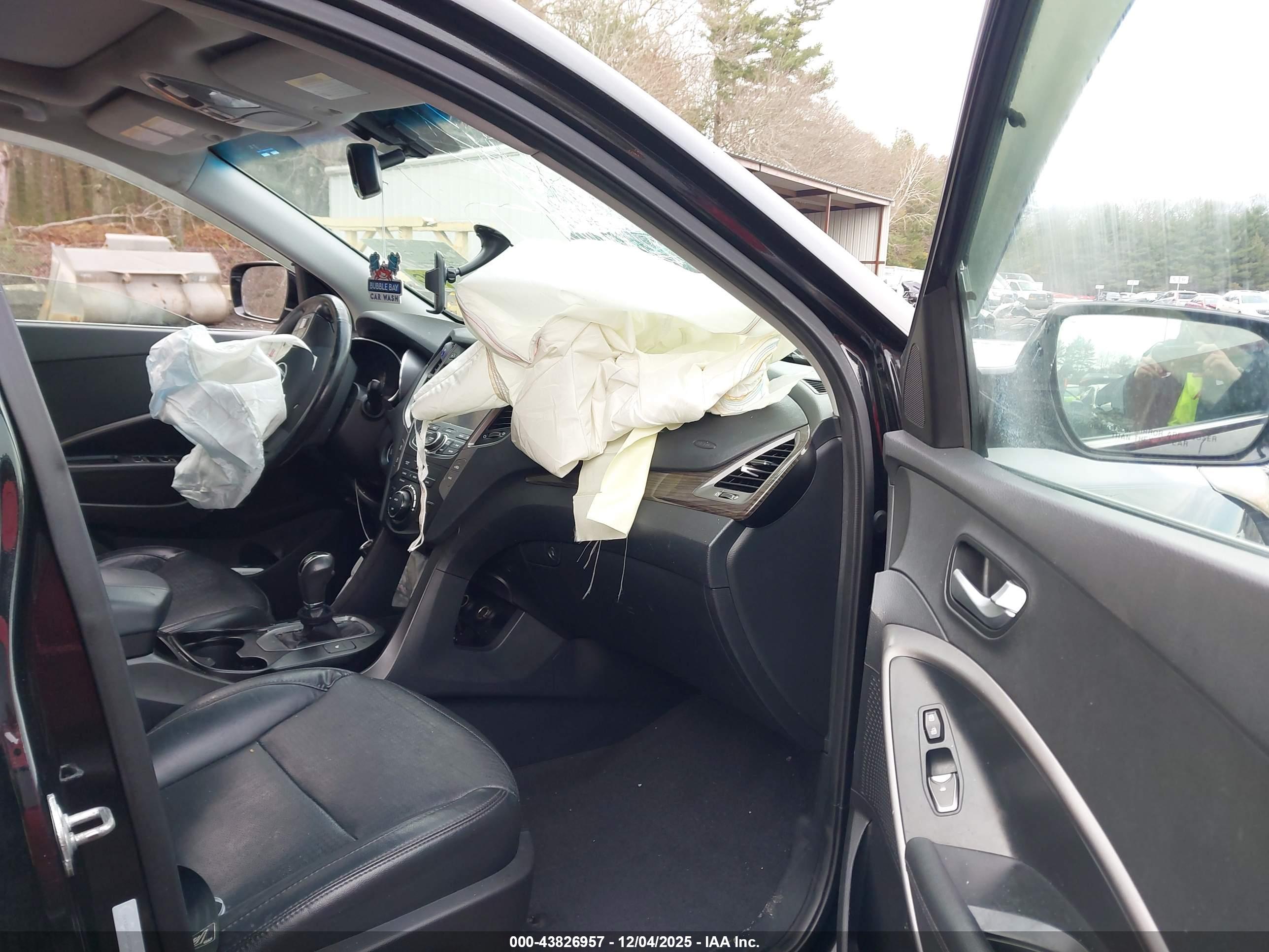HYUNDAI SANTA image 5