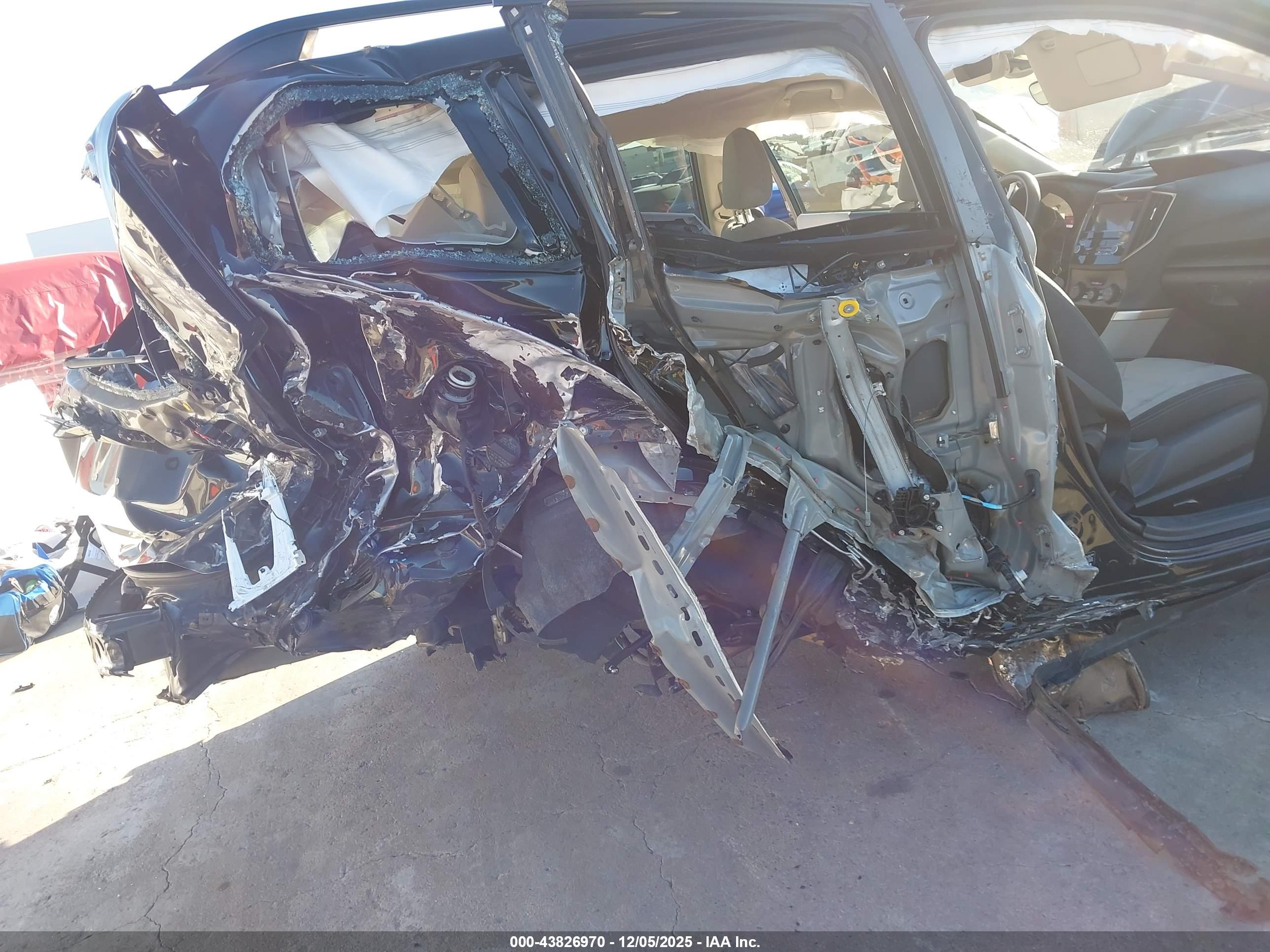 SUBARU FORESTER image 6