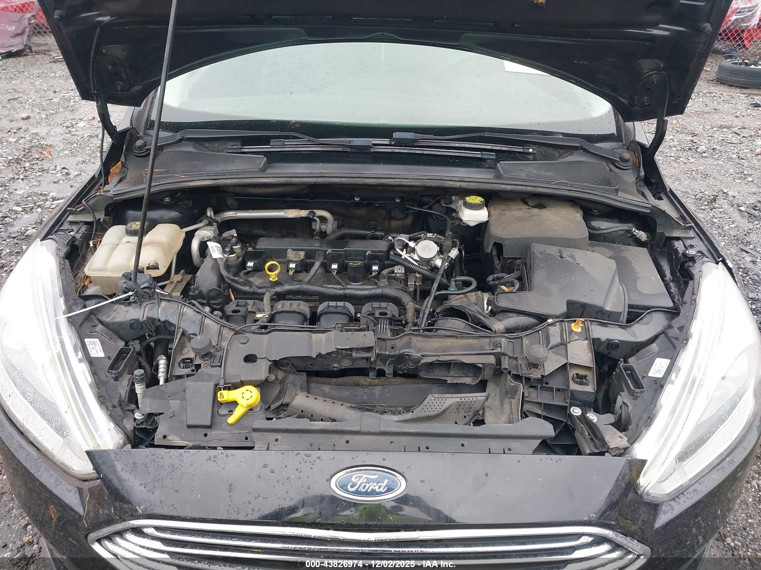 FORD FOCUS image 10
