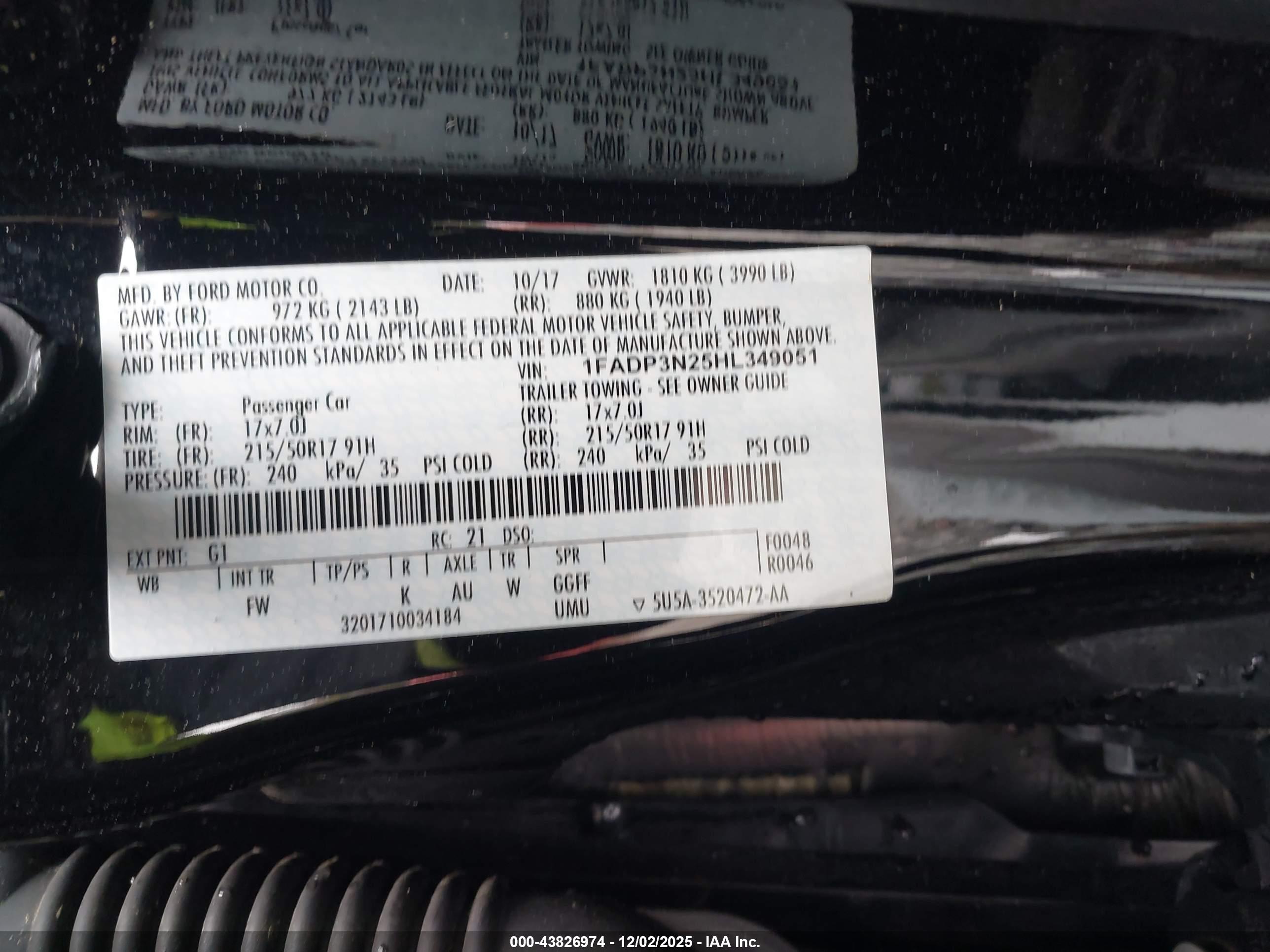 FORD FOCUS image 9