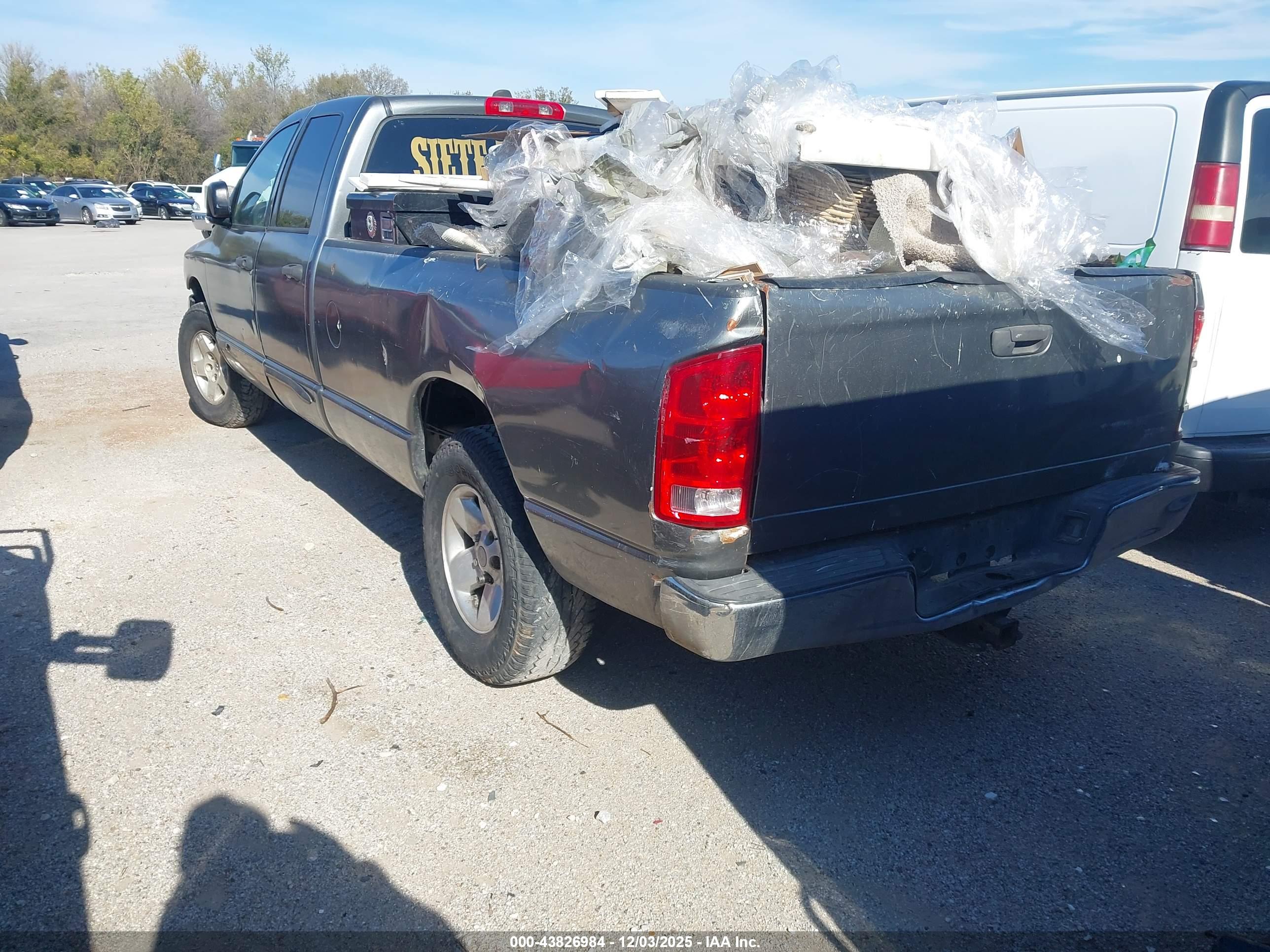 DODGE RAM image 3