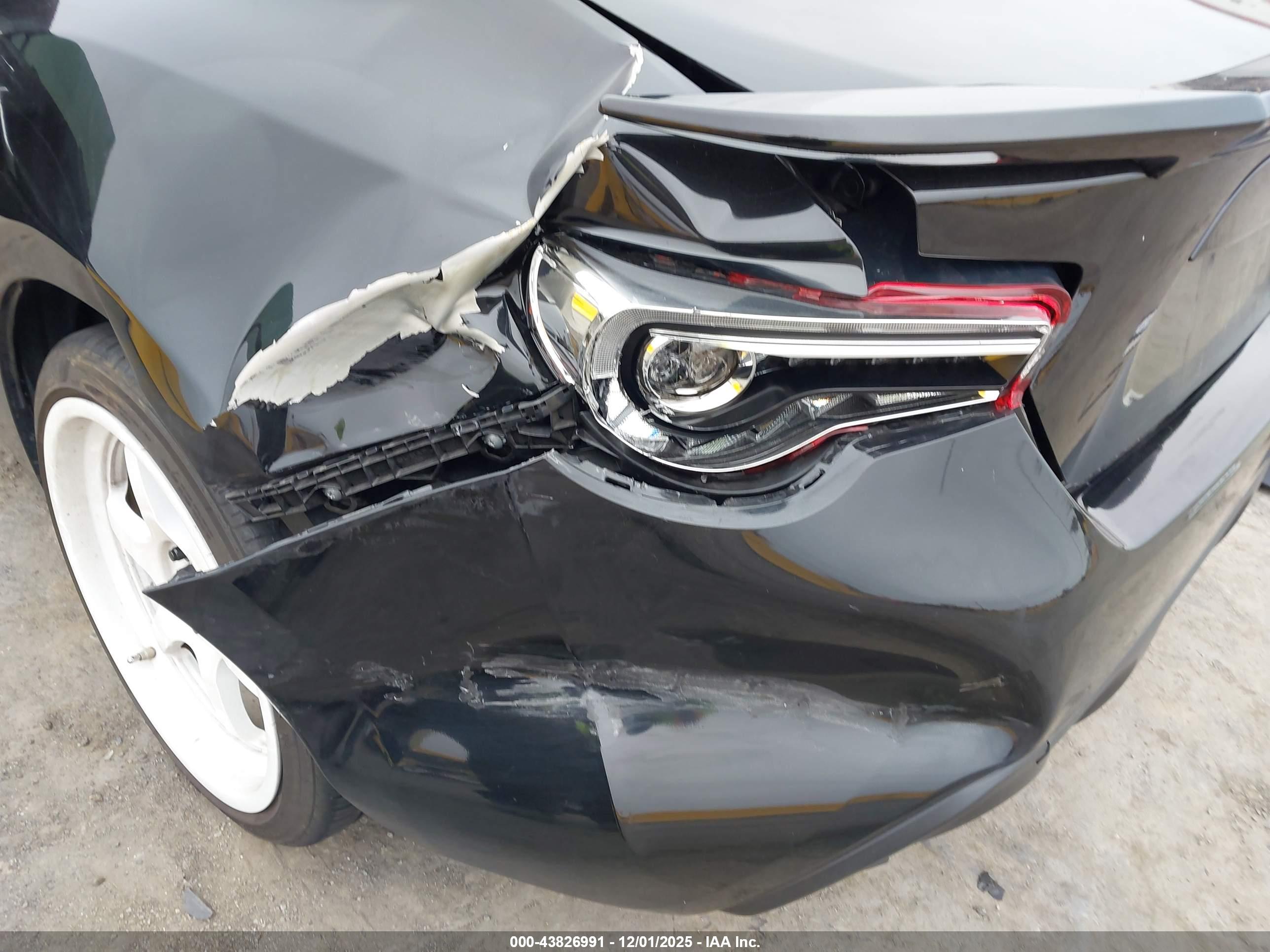 TOYOTA 86 image 6
