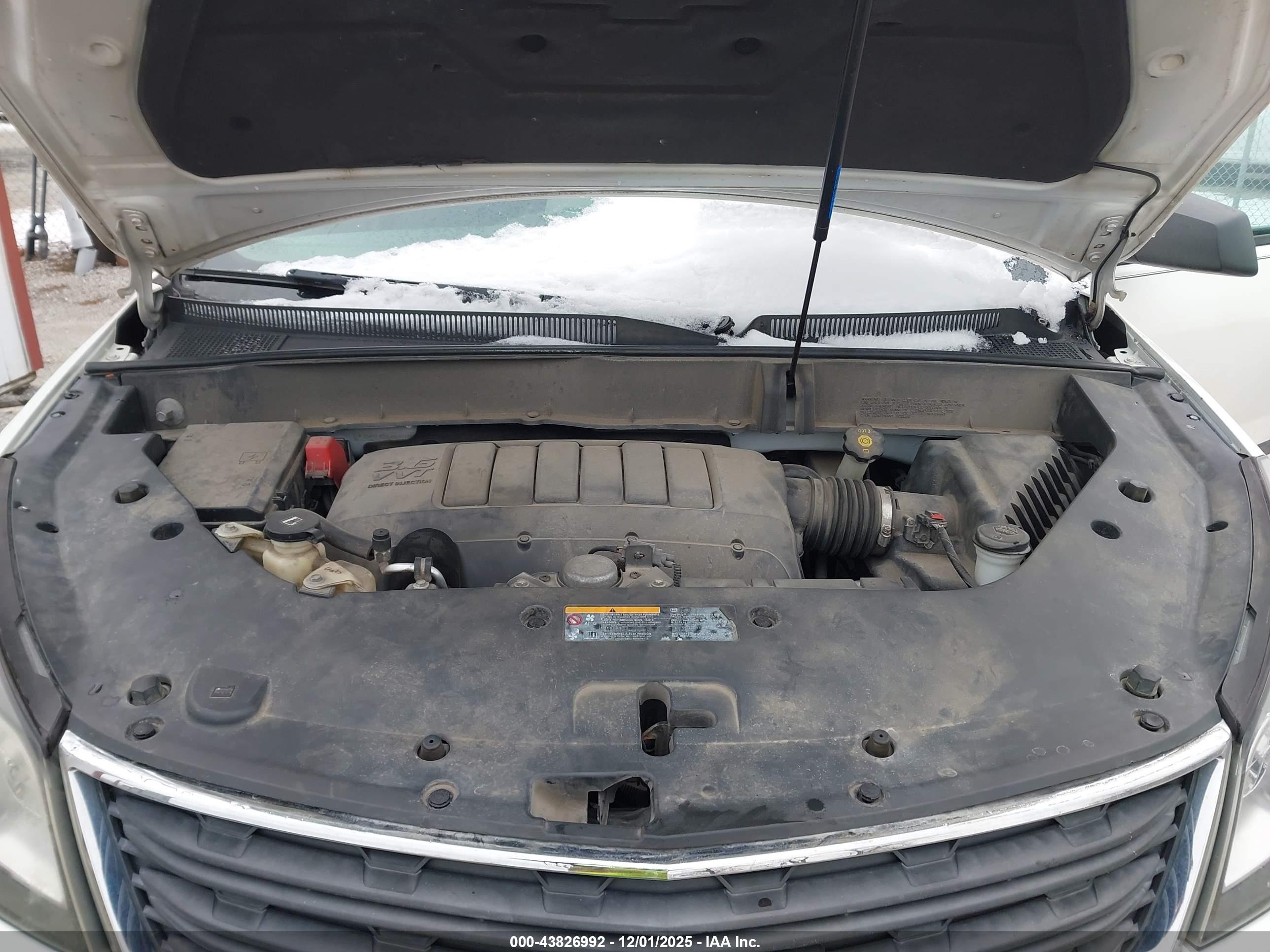 CHEVROLET TRAVERSE image 10