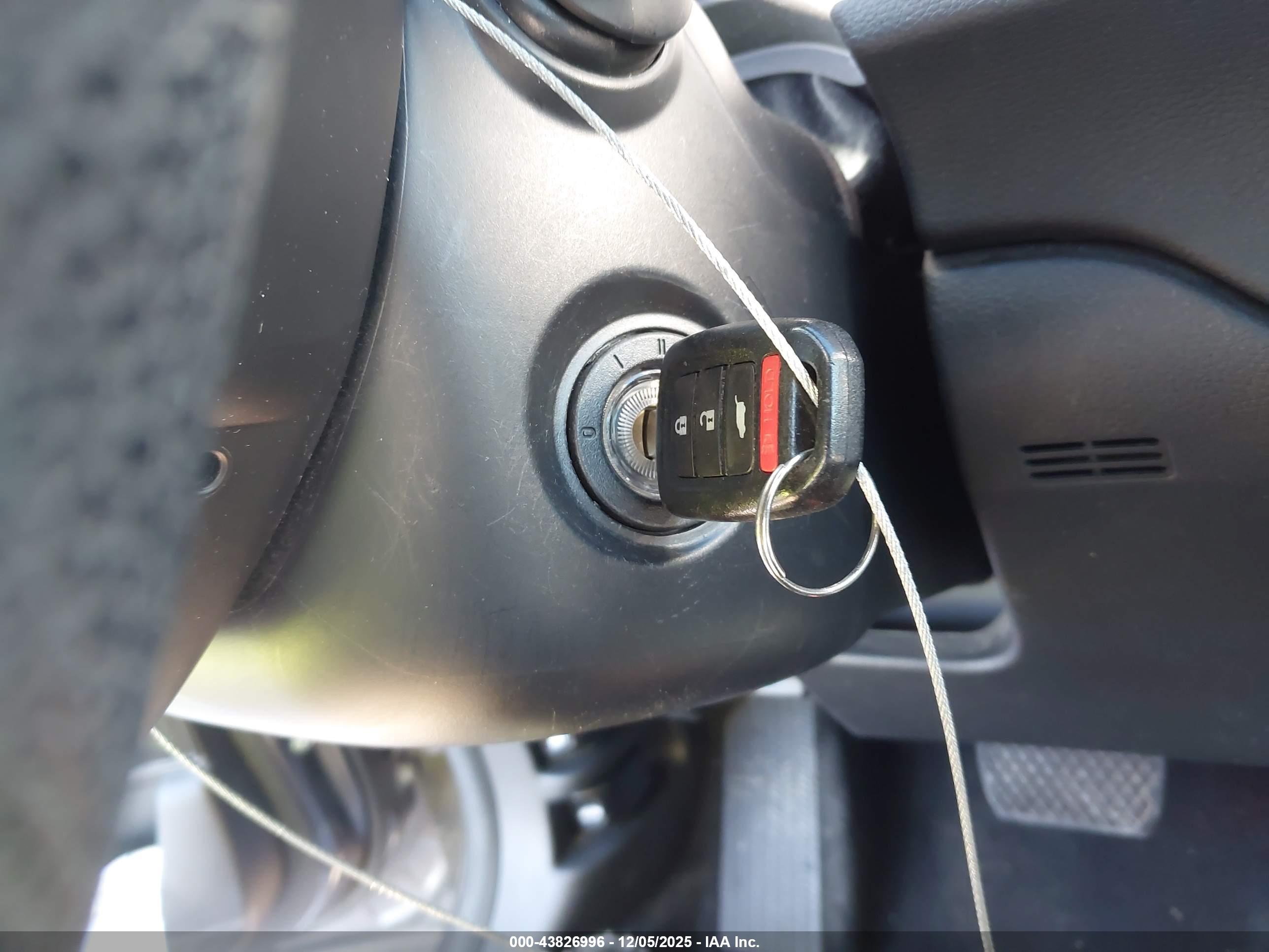 HONDA CR-V image 11