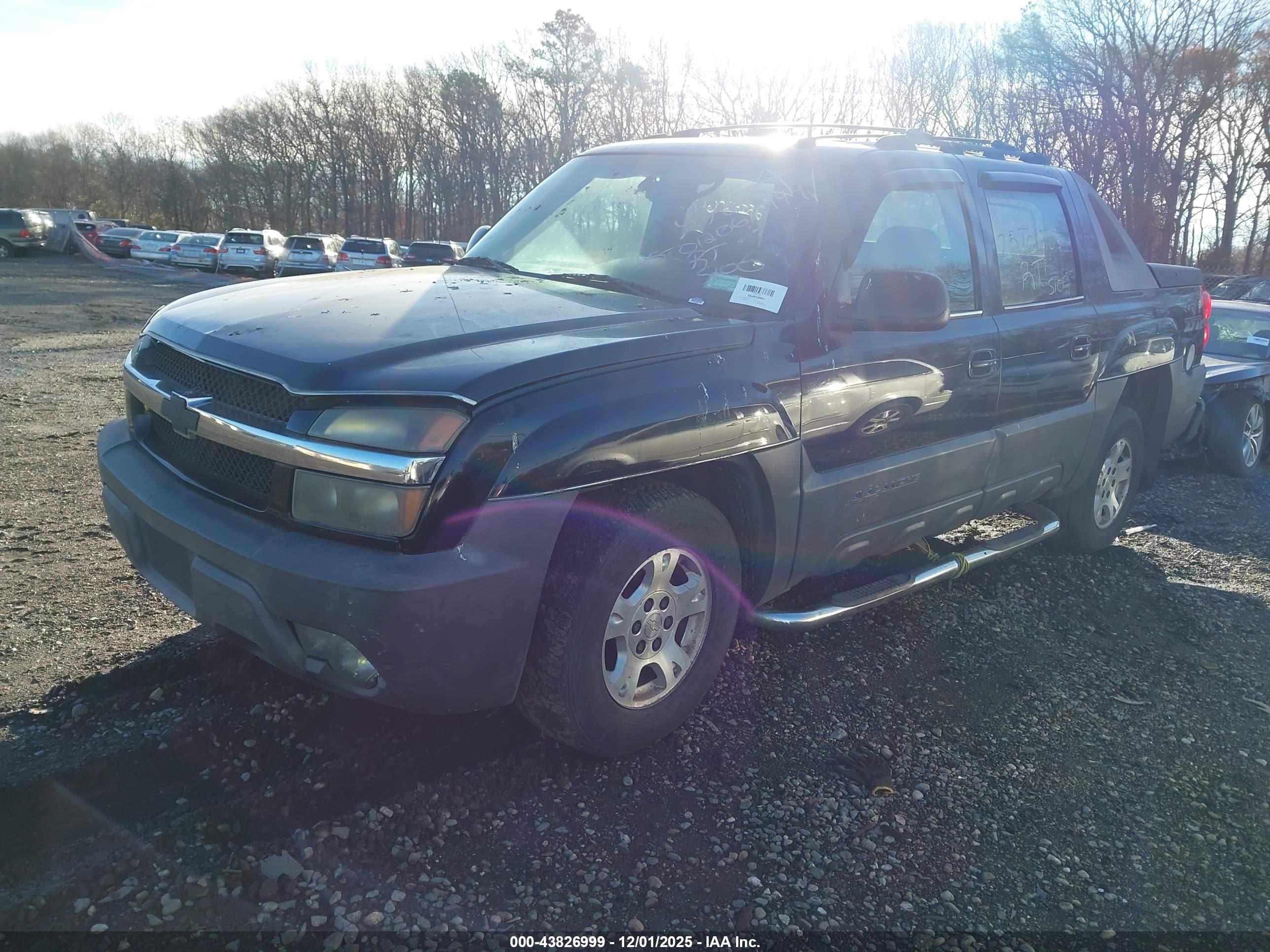 CHEVROLET AVALANCHE image 2