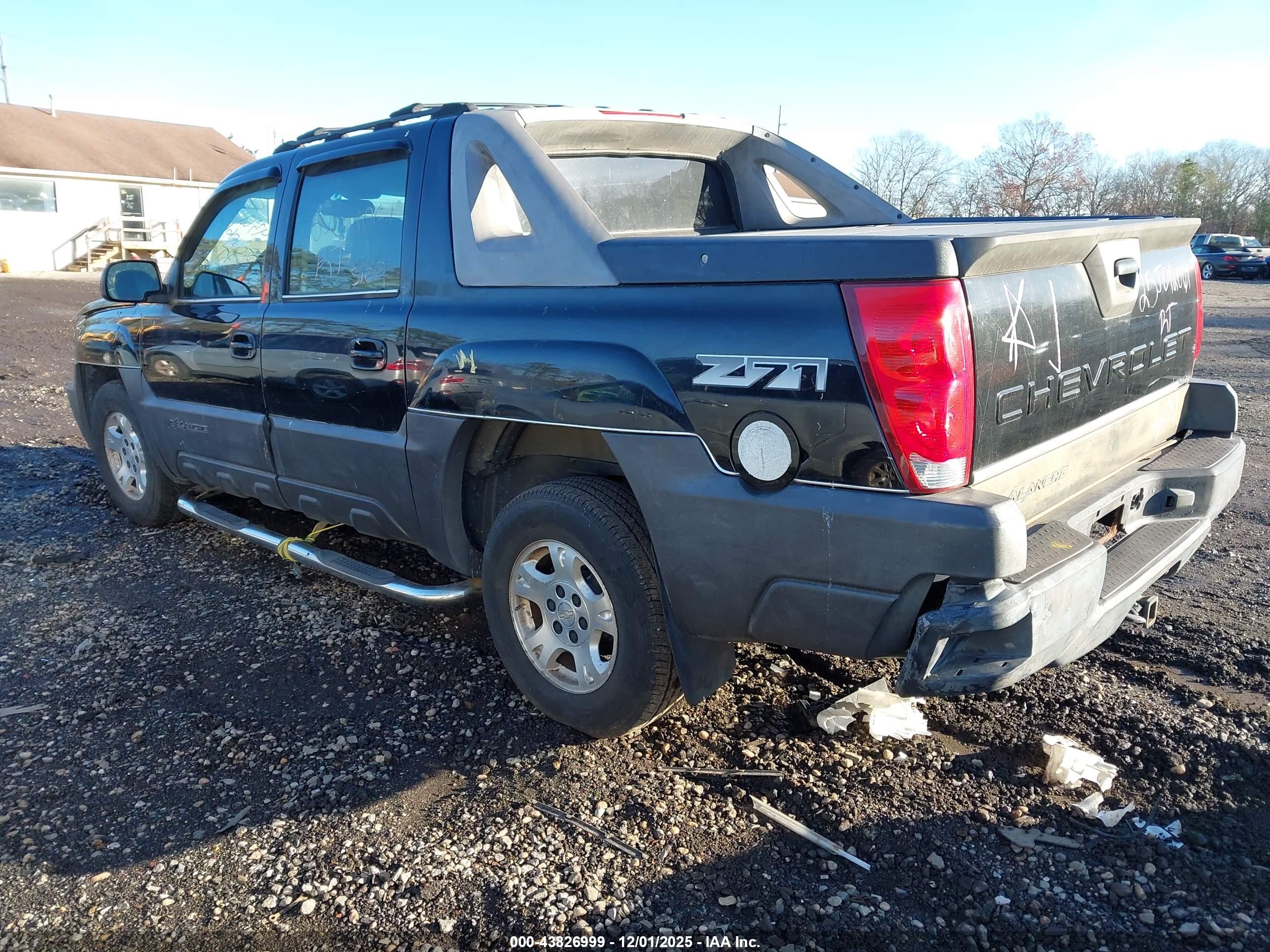 CHEVROLET AVALANCHE image 3