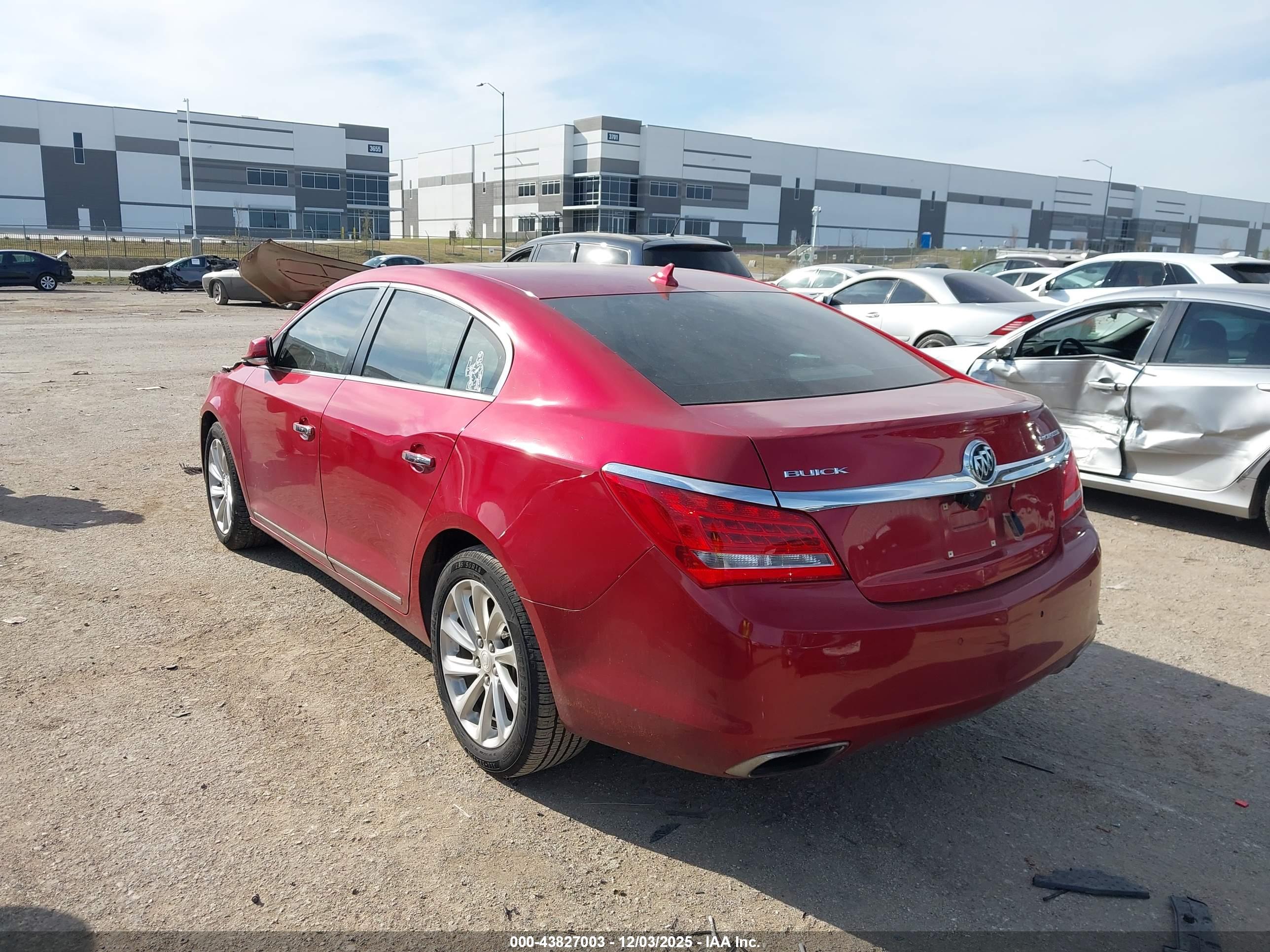BUICK LACROSSE image 3