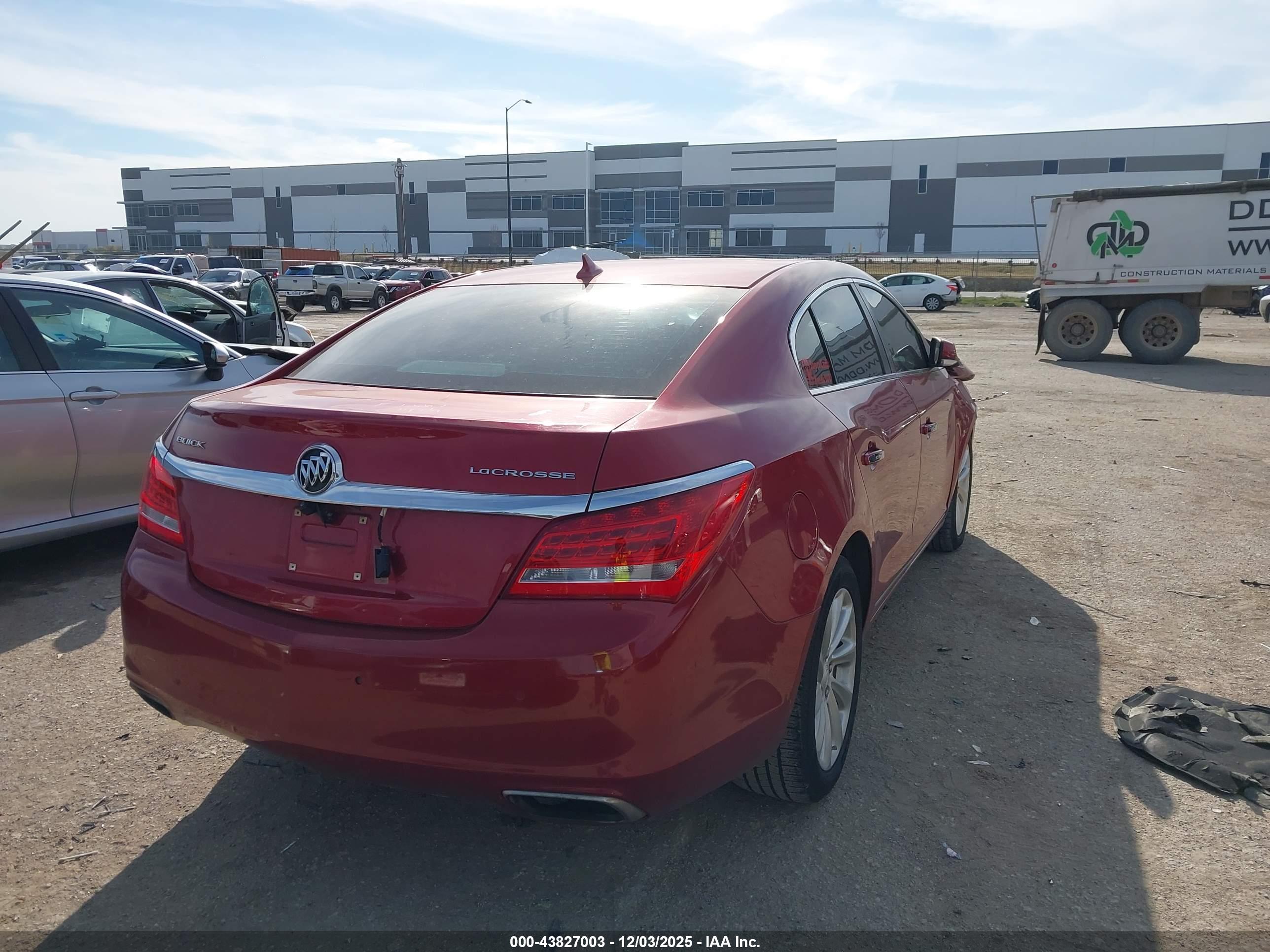 BUICK LACROSSE image 4