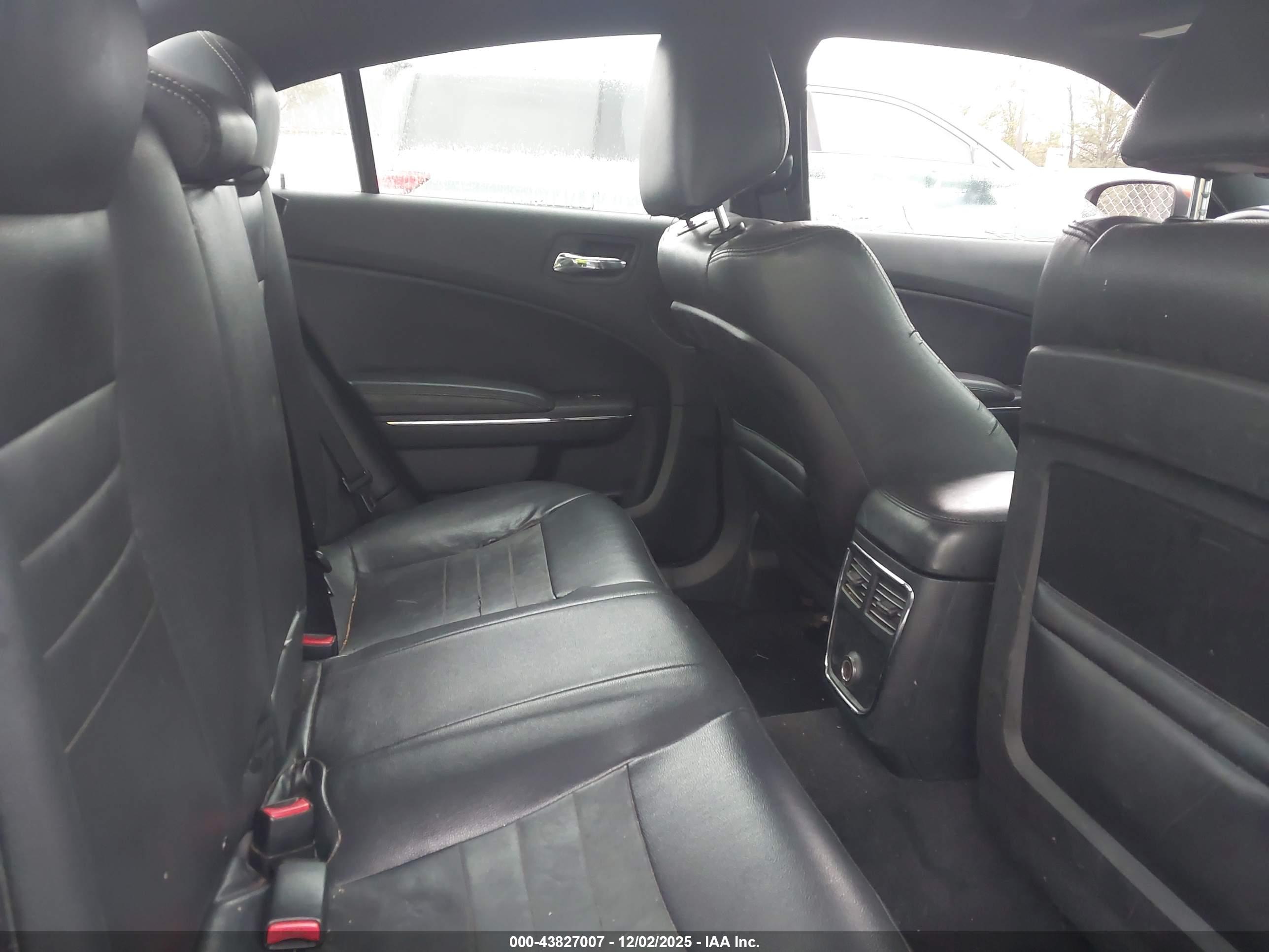 DODGE CHARGER image 8