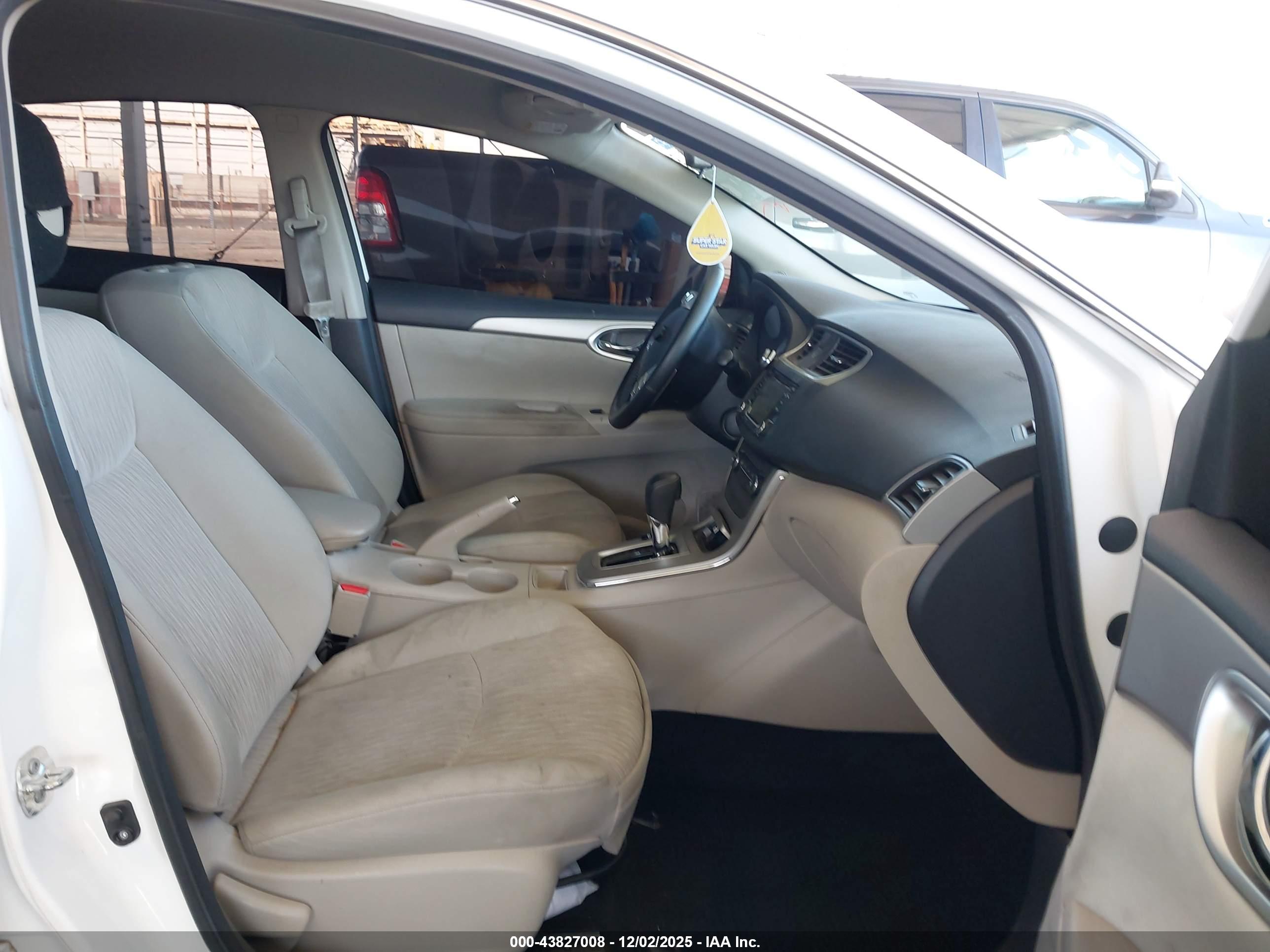 NISSAN SENTRA image 5